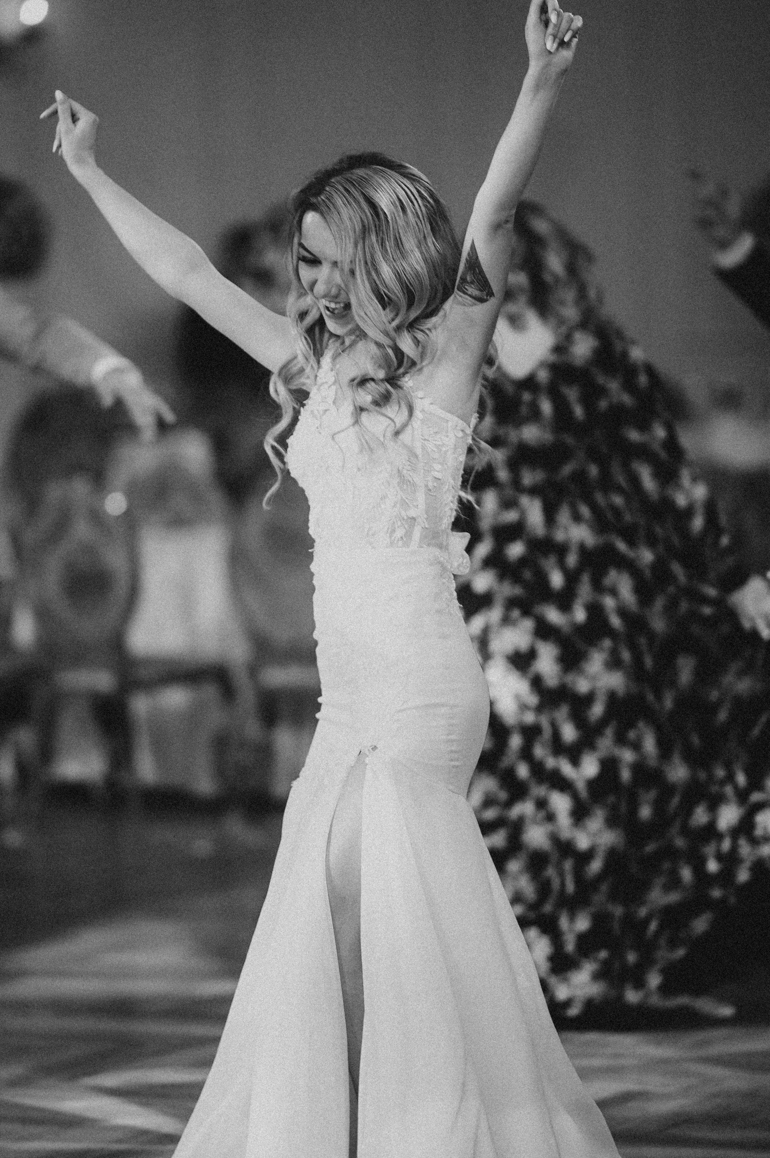 Nunta toamna la Grand Ballroom by LeGaga Iasi. Proud Vision Weddings | Wedding Photography & Film — Servicii profesionale Foto Video Nunta Iasi