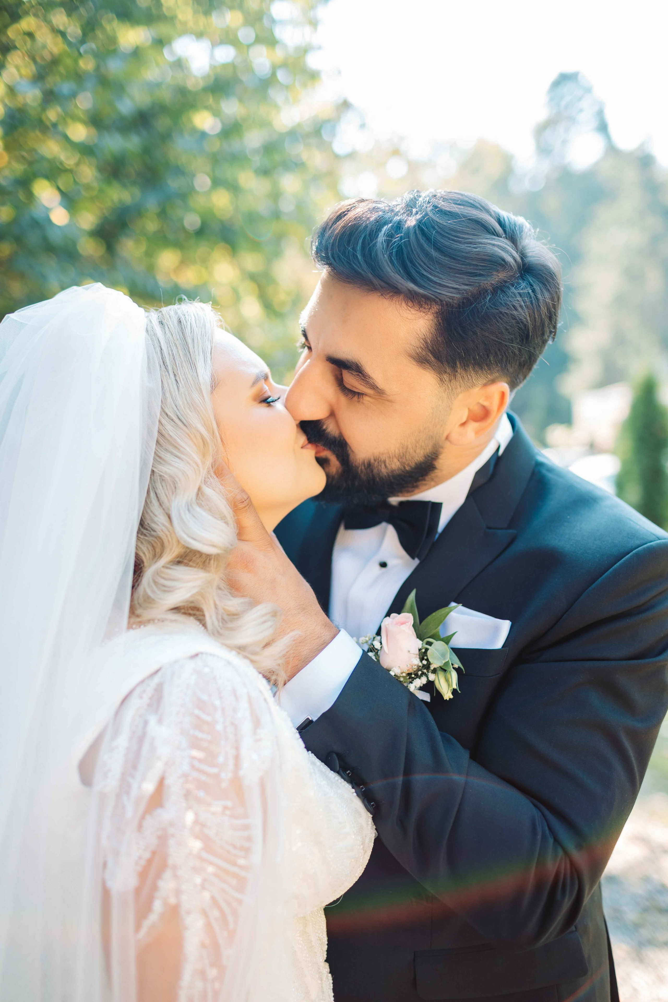 Roxana & Andrei. Contrast Studio