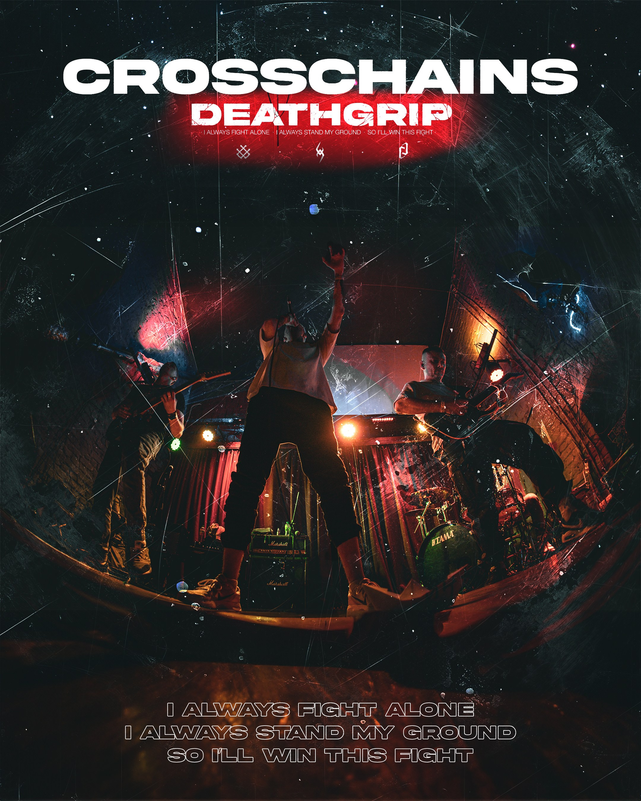 CROSSCHAINS. Photography of Fujicolor.104