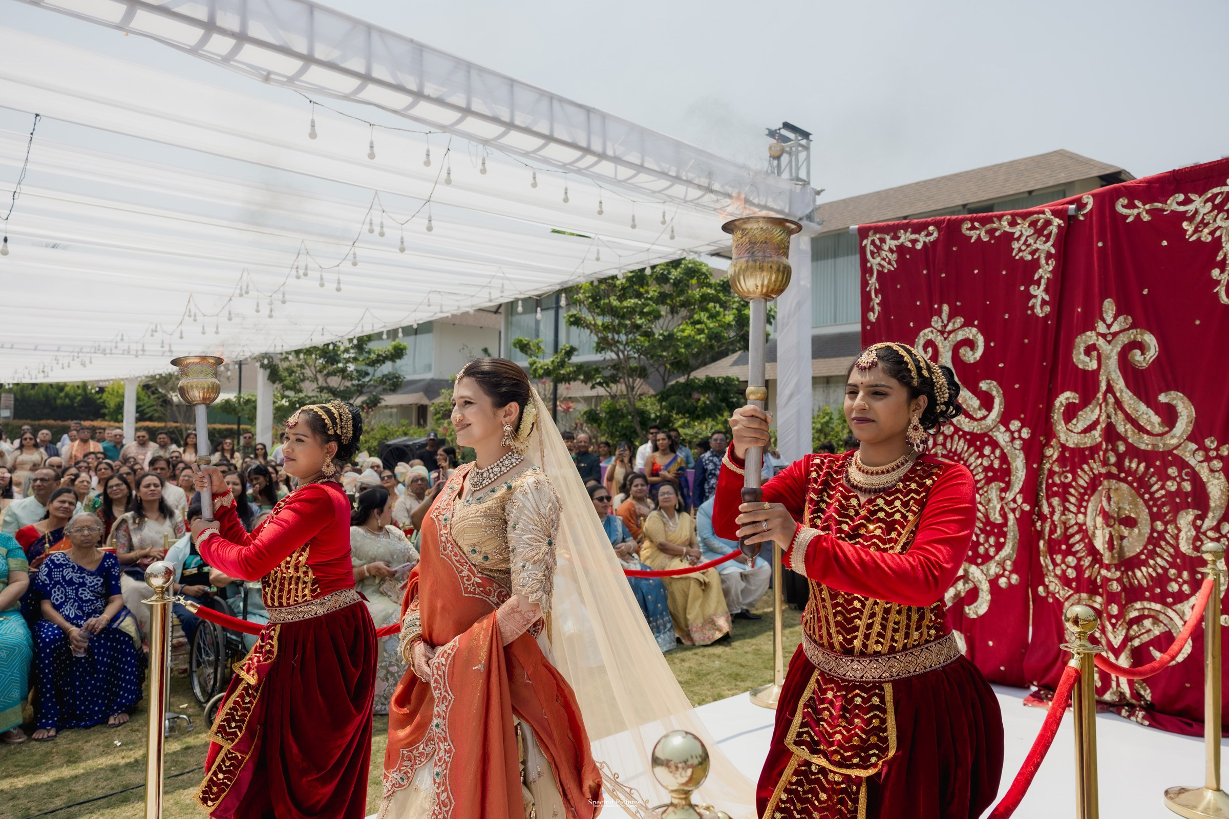 Shivani & Yash. Spectral Pictures
