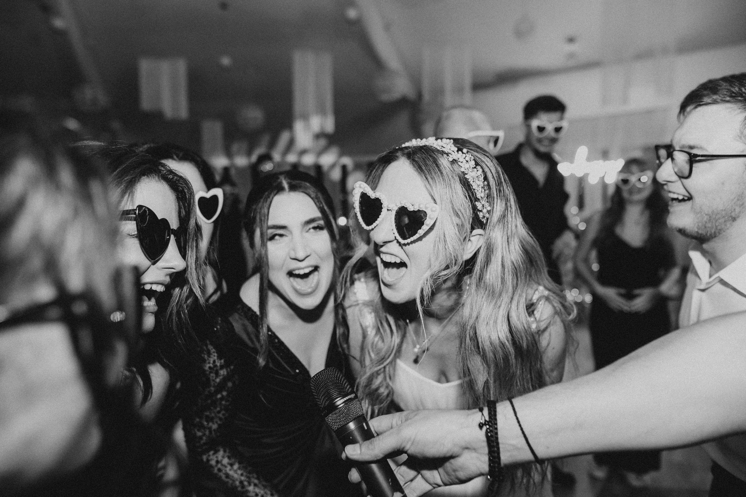 Madalina + Cosmin | Wedding day. Proud Vision Weddings | Wedding Photography & Film — Servicii profesionale Foto Video Nunta Iasi