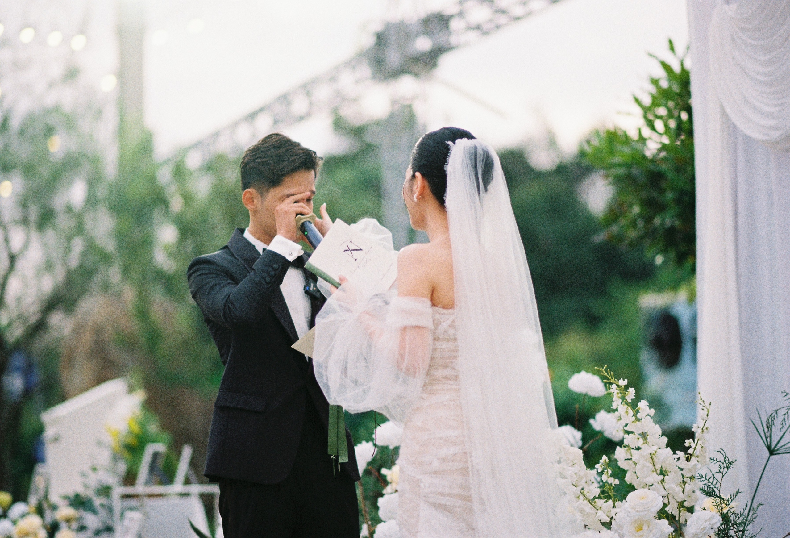 Nghĩa & Thảo. Cam Images