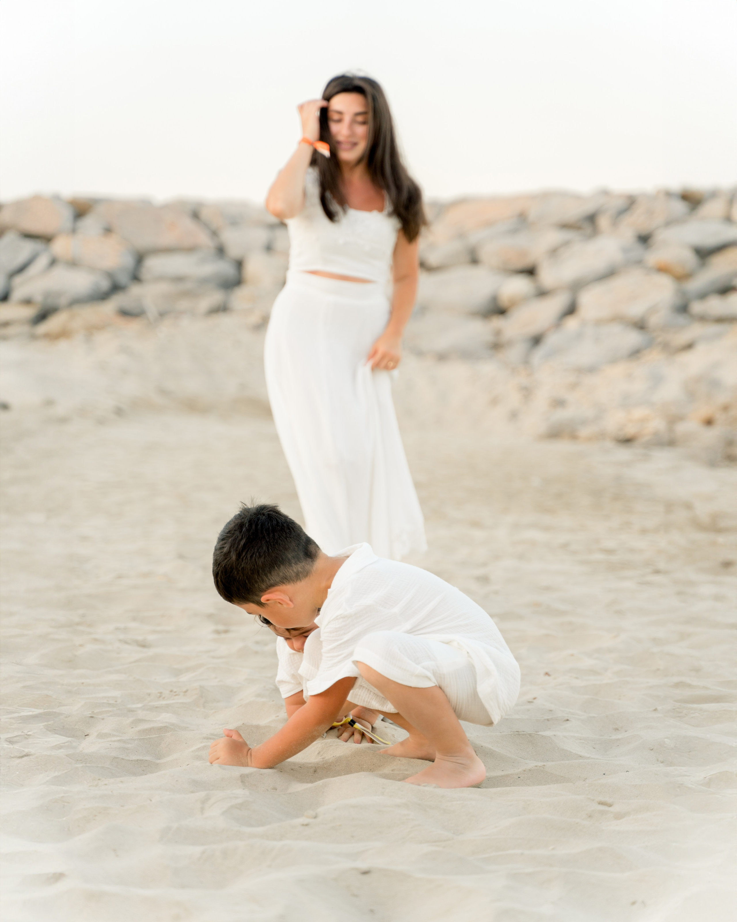 Семейная съемка на пляже. Фотограф в Абу Даби Марина