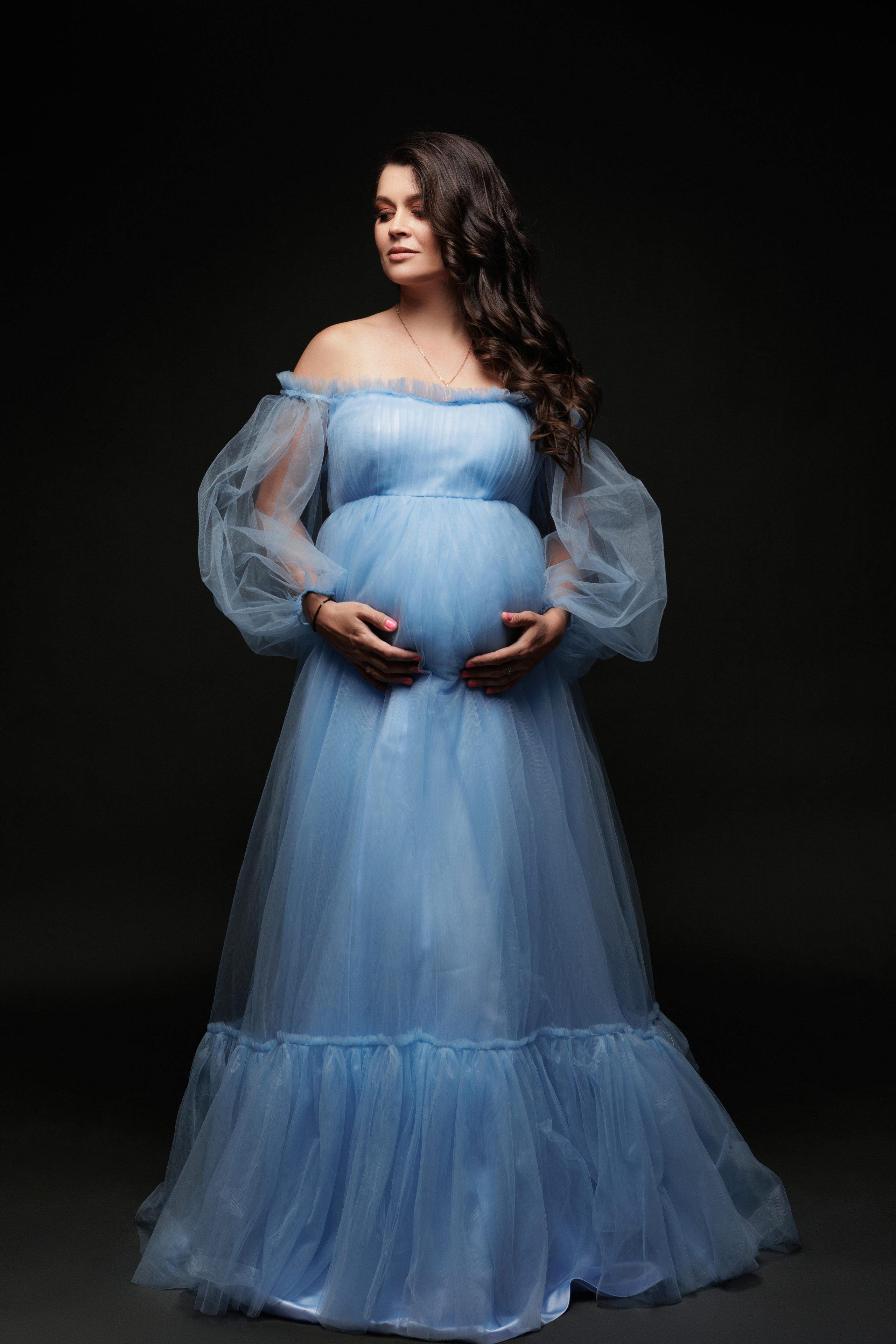 Natalie Vell Studio. Maternity Photography Studio in Roseville, CA