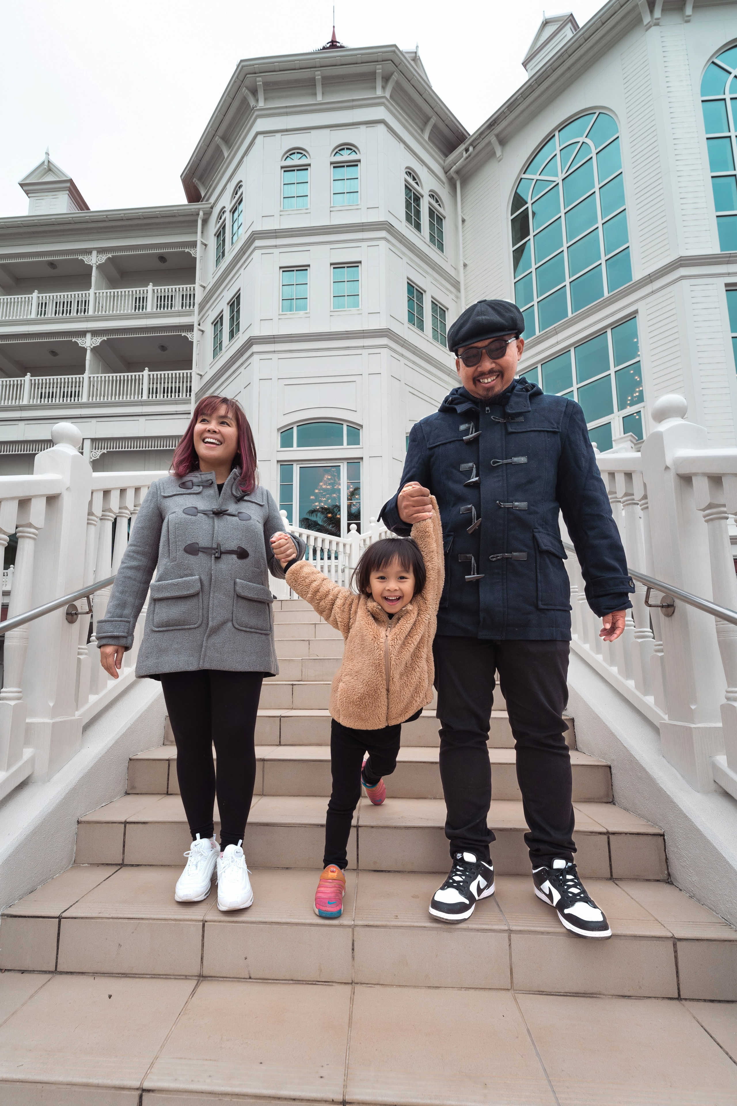 IVONY & BAYU | DISNEYLAND HOTEL. PHOTOGRAPHER IN HONG KONG (WEDDING, FASHION, FAMILY, EVENTS)