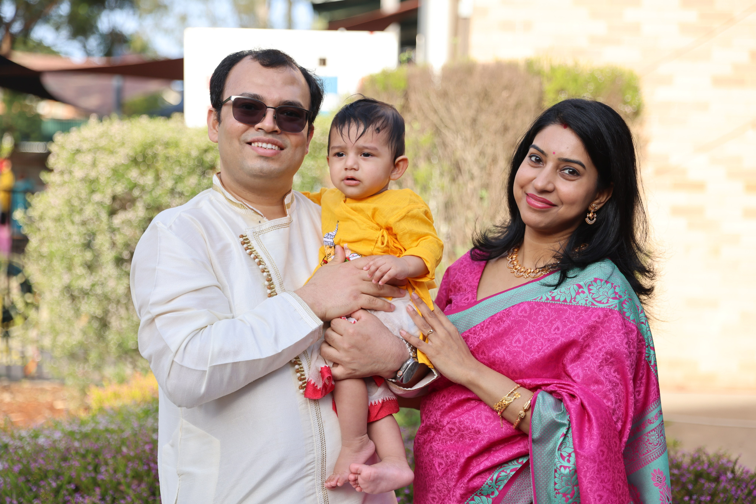 Arohan Sydney. MHCreative is family-oriented photographer based in SYDNEY