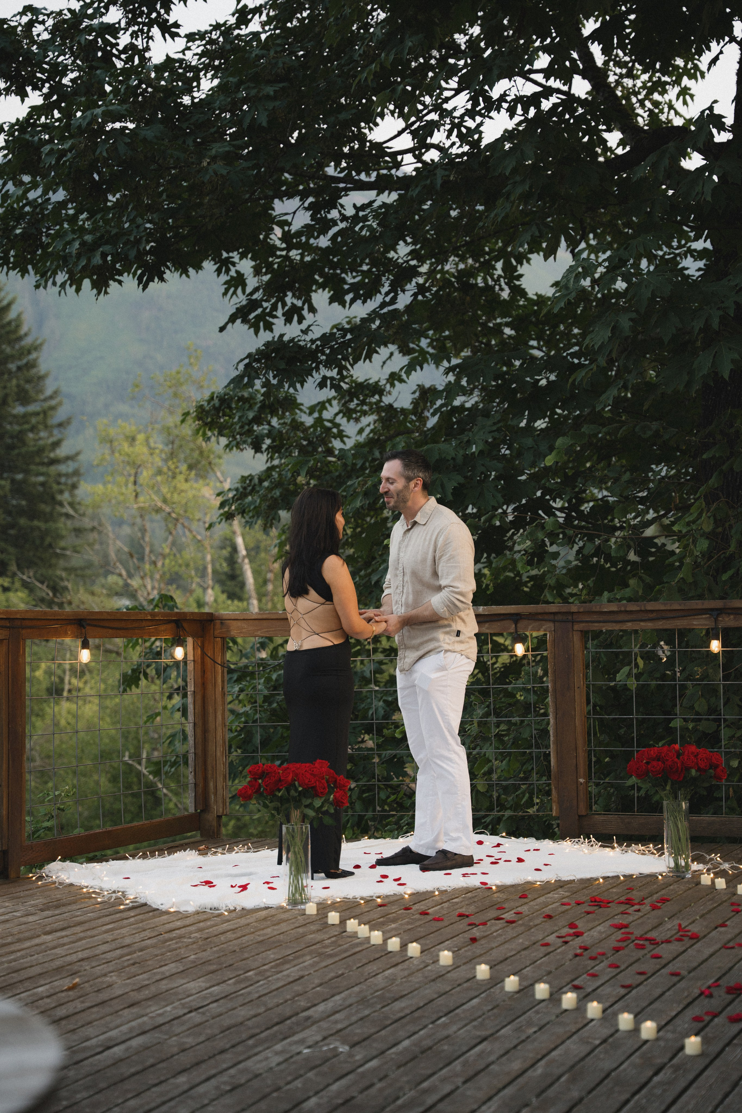 Blaine and Anya proposal. Photographer in Washington Sophia D