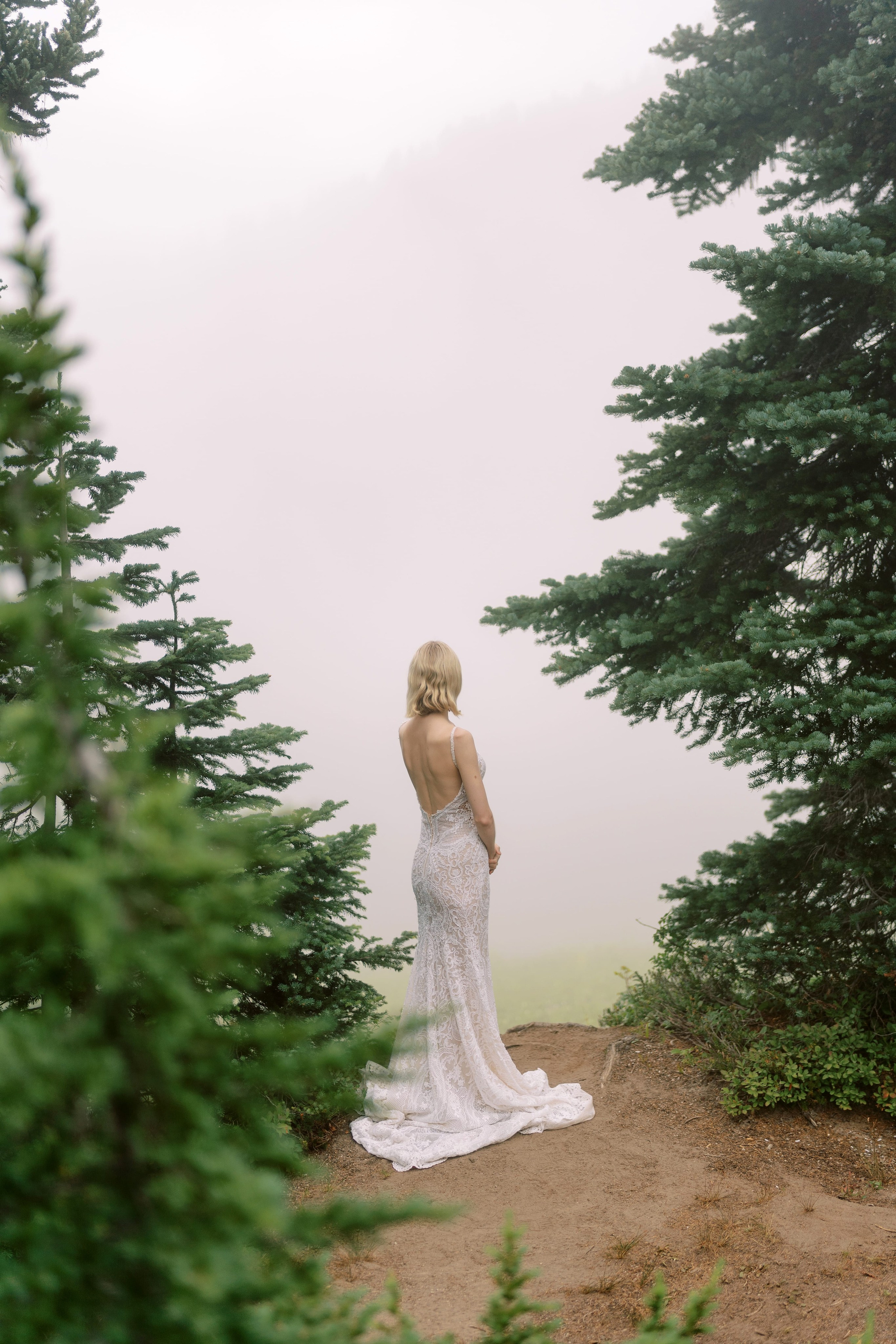 Rachel & Ryan Wedding photoshoot. August 2024. Little Tipsoo Lake, WA Day 2. EVAN ARISTOV WEDDING PHOTOGRAPHY — Seattle Wedding Photographer