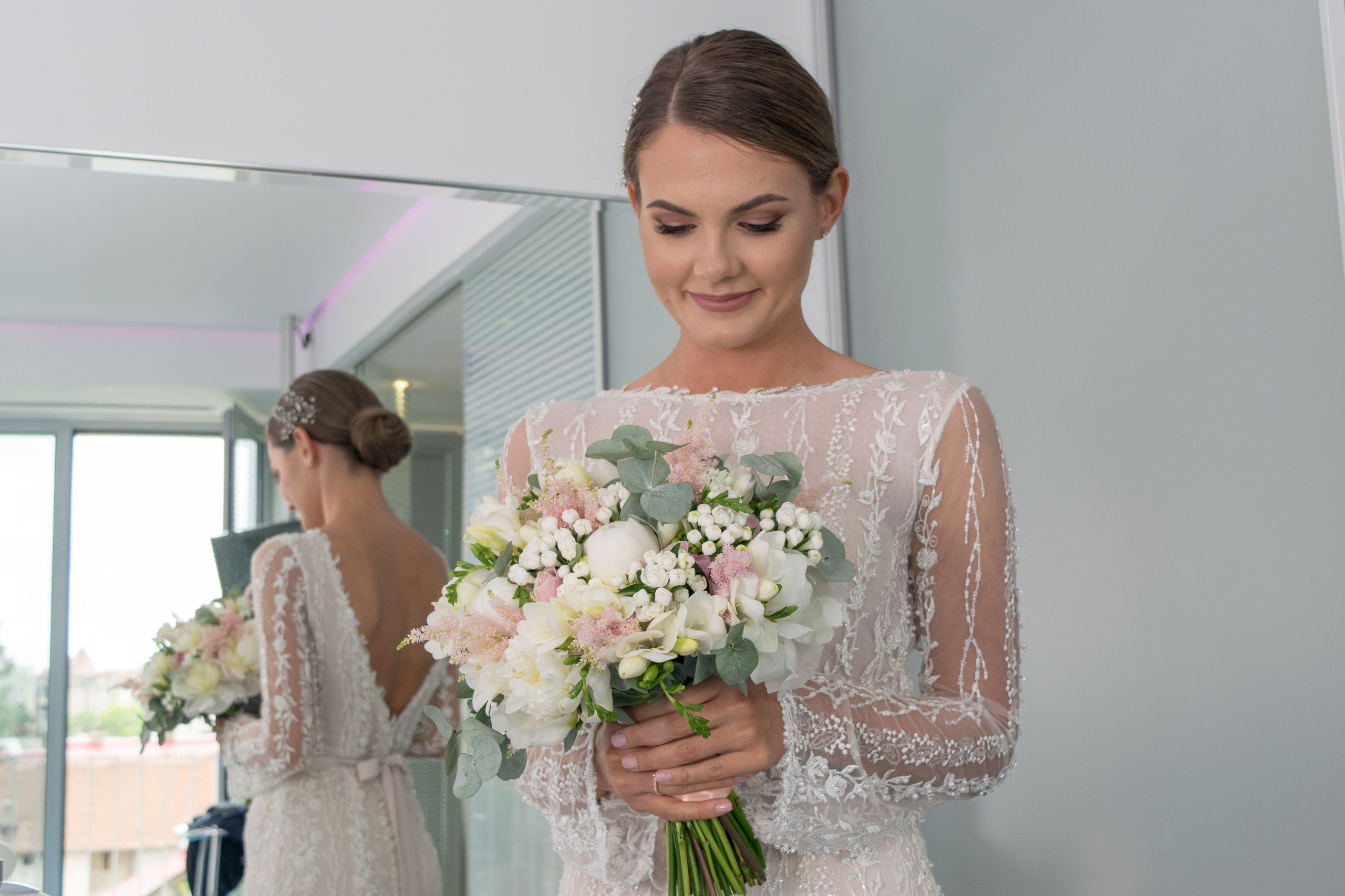 Wedding photo shoot, Bucharest wedding photographer, wedding photos, hotel photo shoot