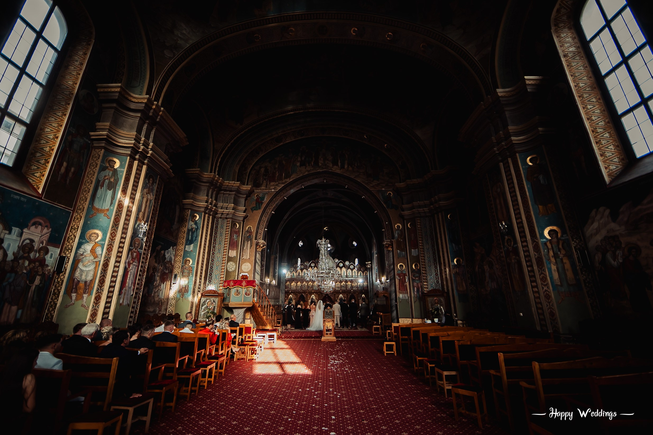 “Nunta lui Marius și Cristina # absolut LEGENDARĂ. Fotograf nuntă Bistrița | Fotograf botez & evenimente — Happy Weddings