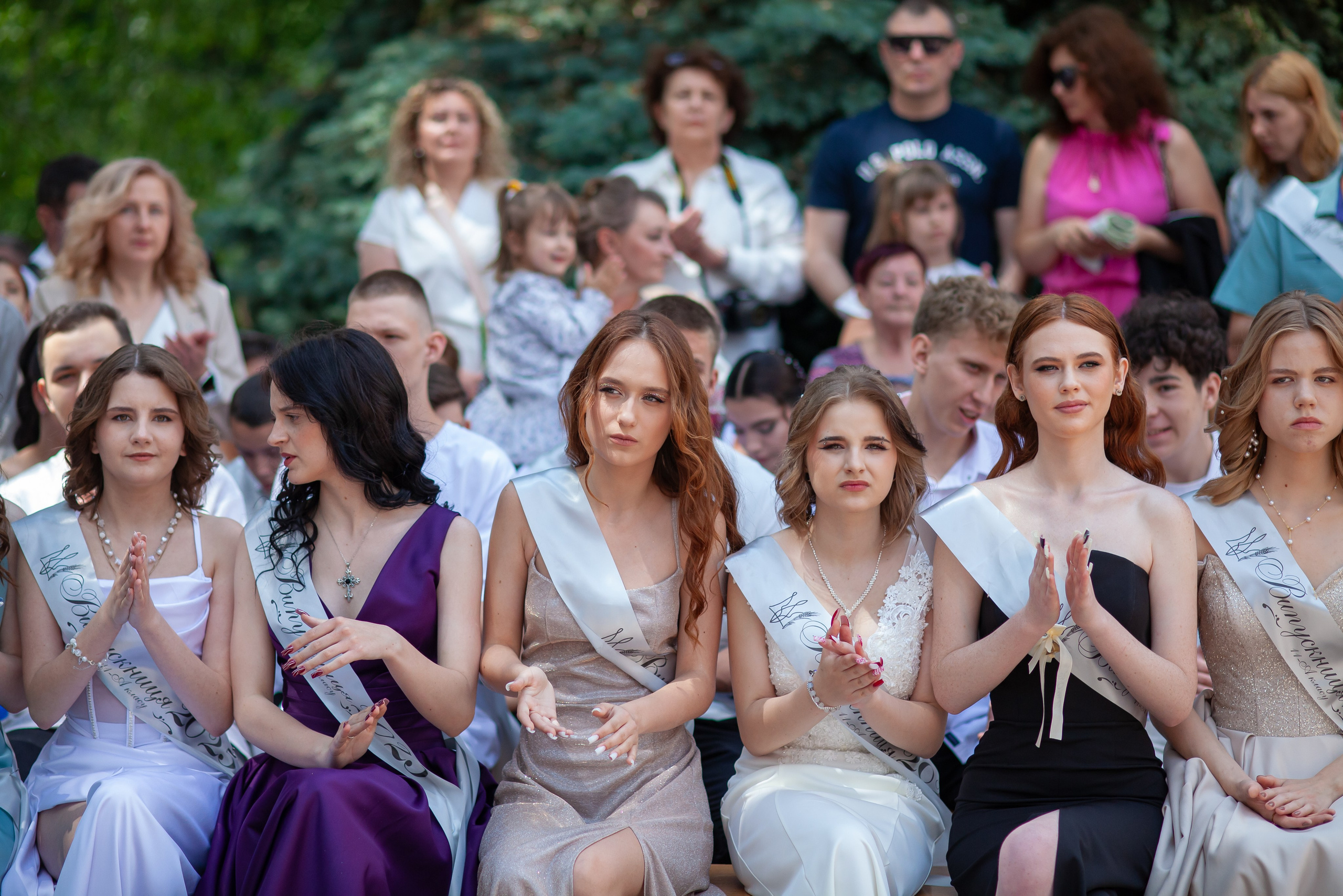 Пример фотосессии последний звонок и выпускной 11А, все в куче по очереди