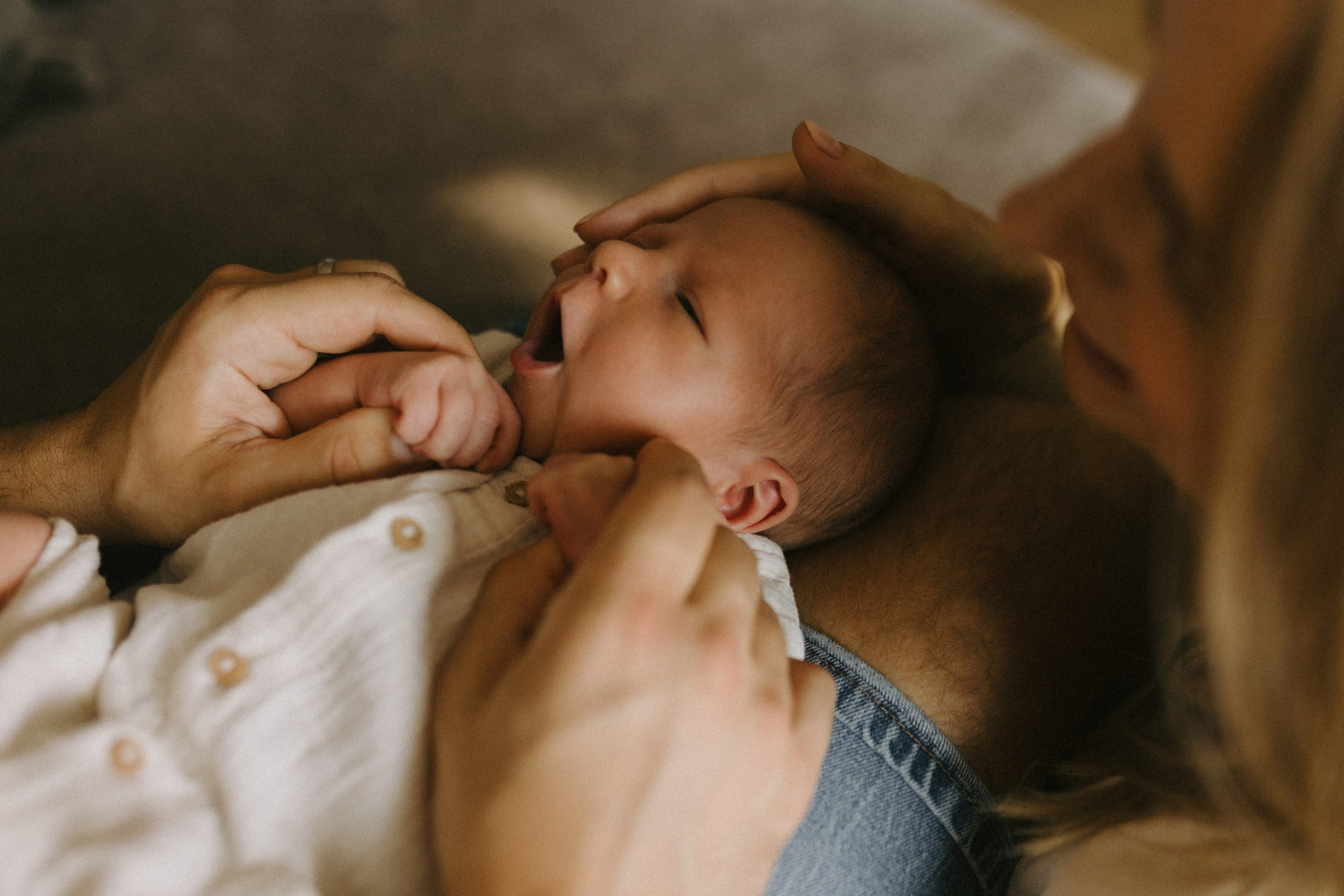 Lifestyle newborn fotosesija | HOME. Vestuvių ir šeimų fotografė Lena Bondarenko / belove photo