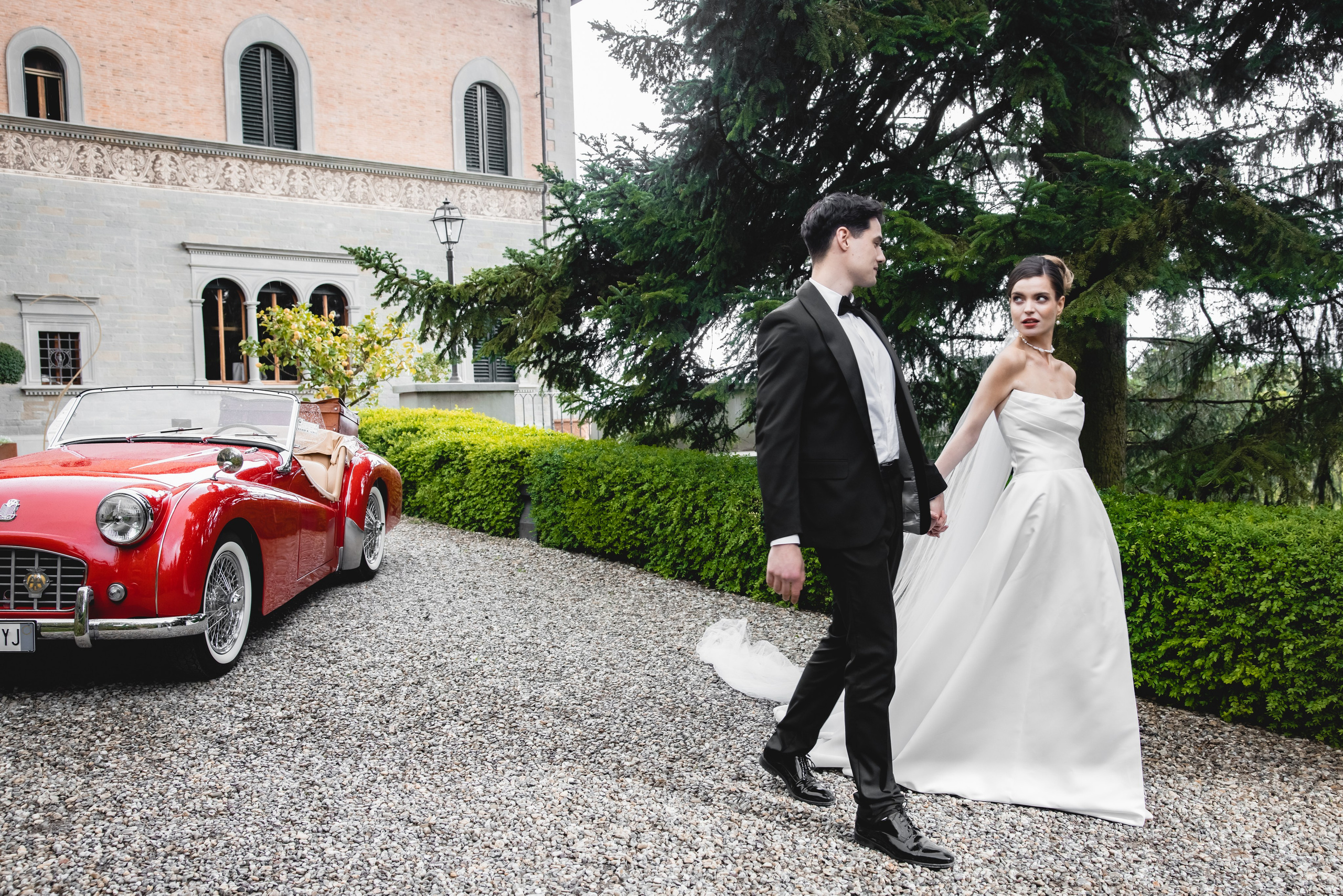 Tuscany Wedding Villa La Commenda Concordia. Professional wedding photographer in Copenhagen, Denmark — Julia Byron