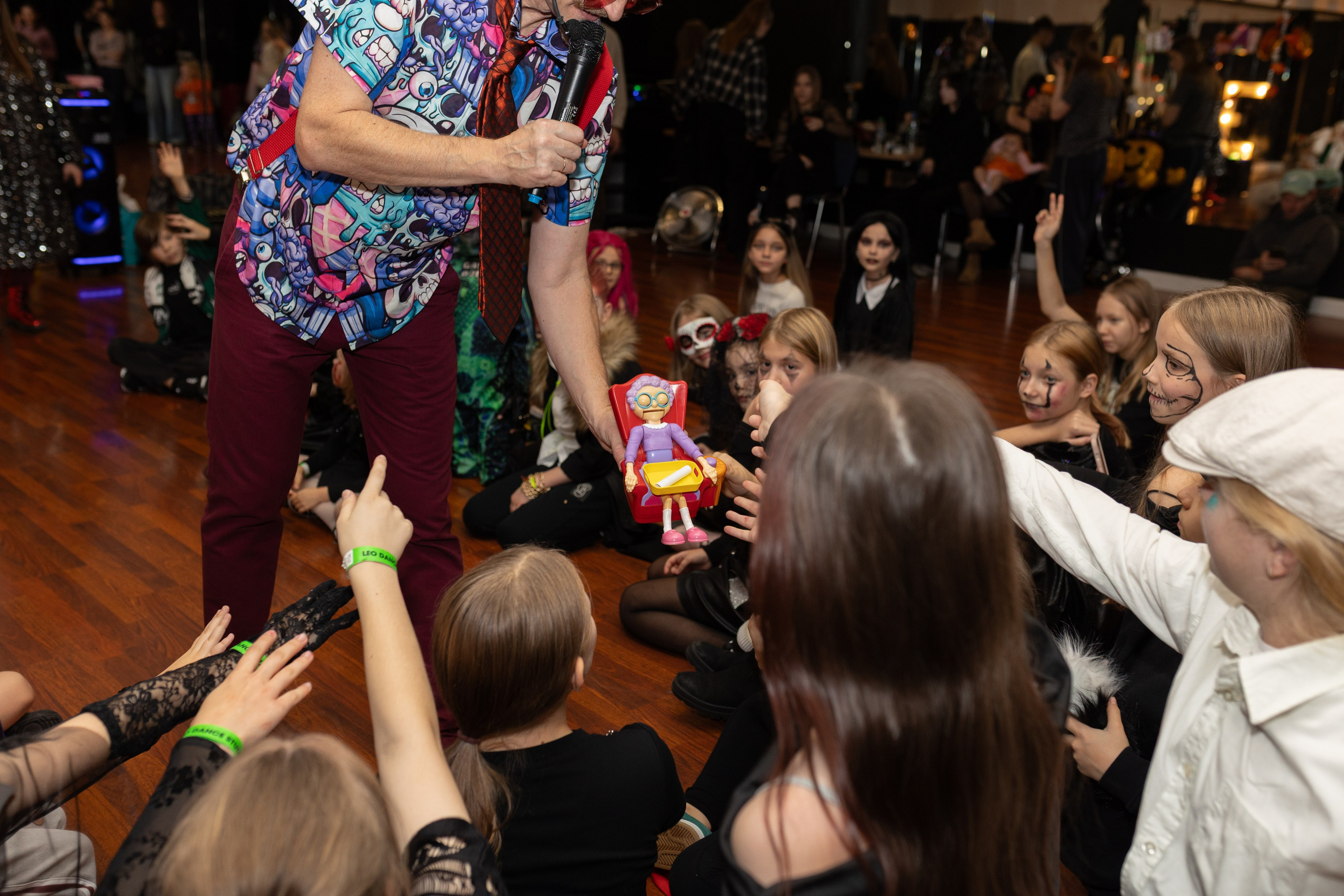 Leo dance studio Helloween 2025. Семейный и детский фотограф в Варшаве Мила Бобровская