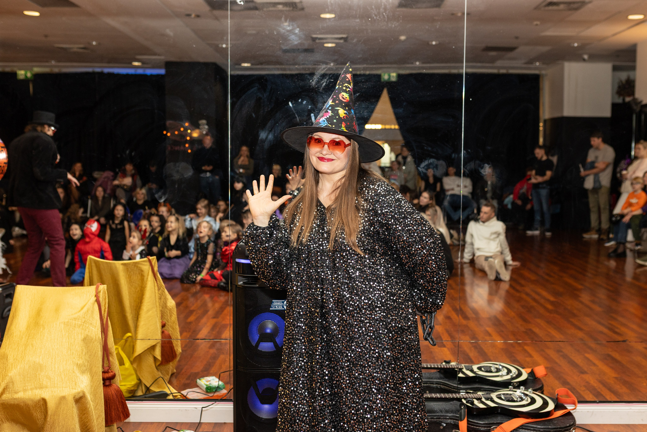 Leo dance studio Helloween 2025. Семейный и детский фотограф в Варшаве Мила Бобровская