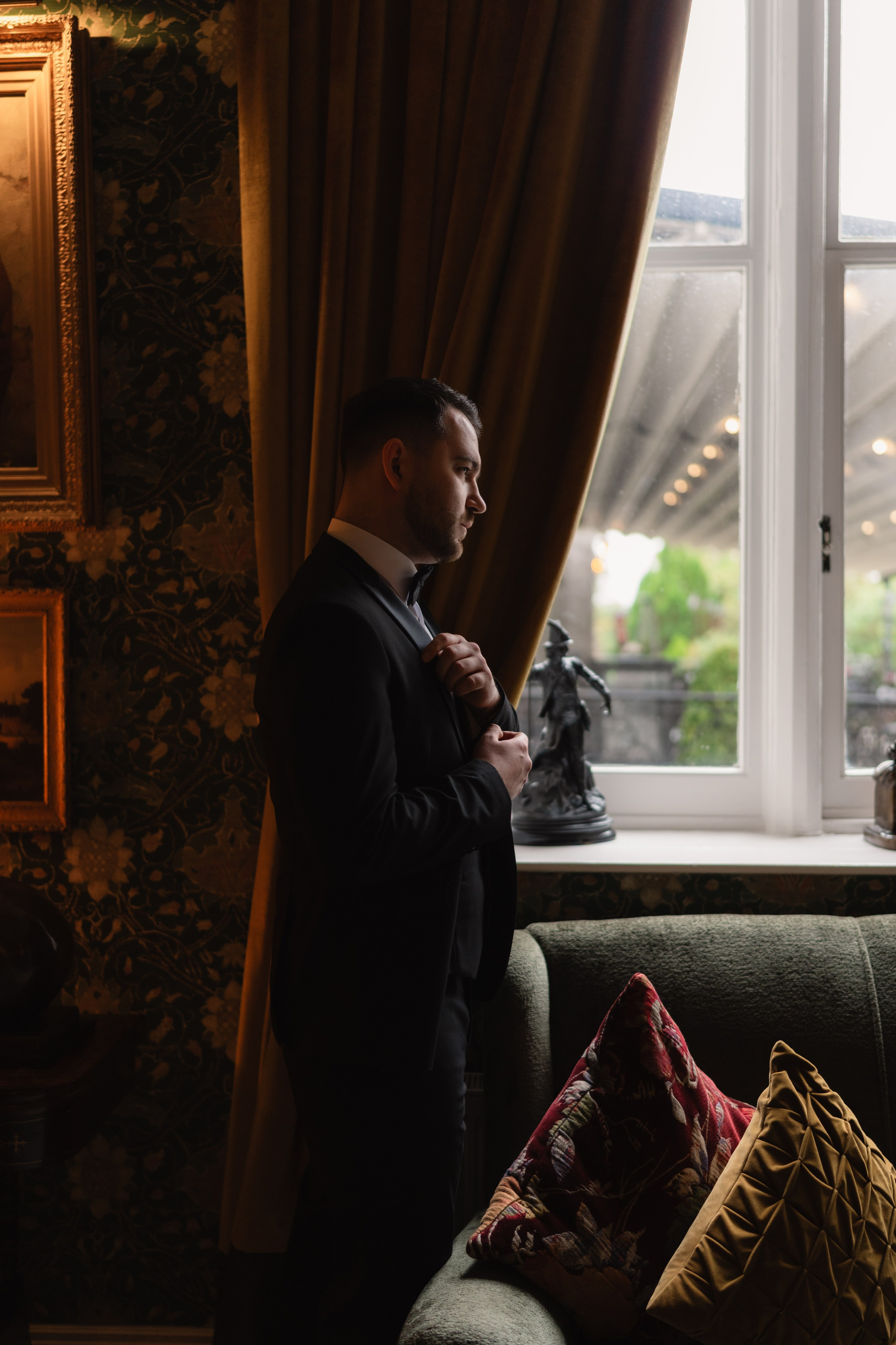 Cabra Castle, Cavan. Wedding Photographer in Dublin Miruna Daiana
