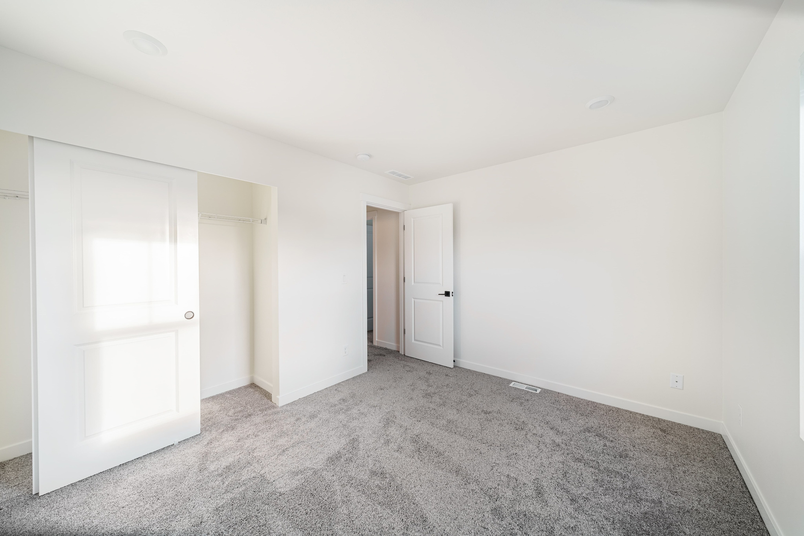 Real Estate photography. Washington state. EVAN ARISTOV WEDDING PHOTOGRAPHY — Seattle Wedding Photographer