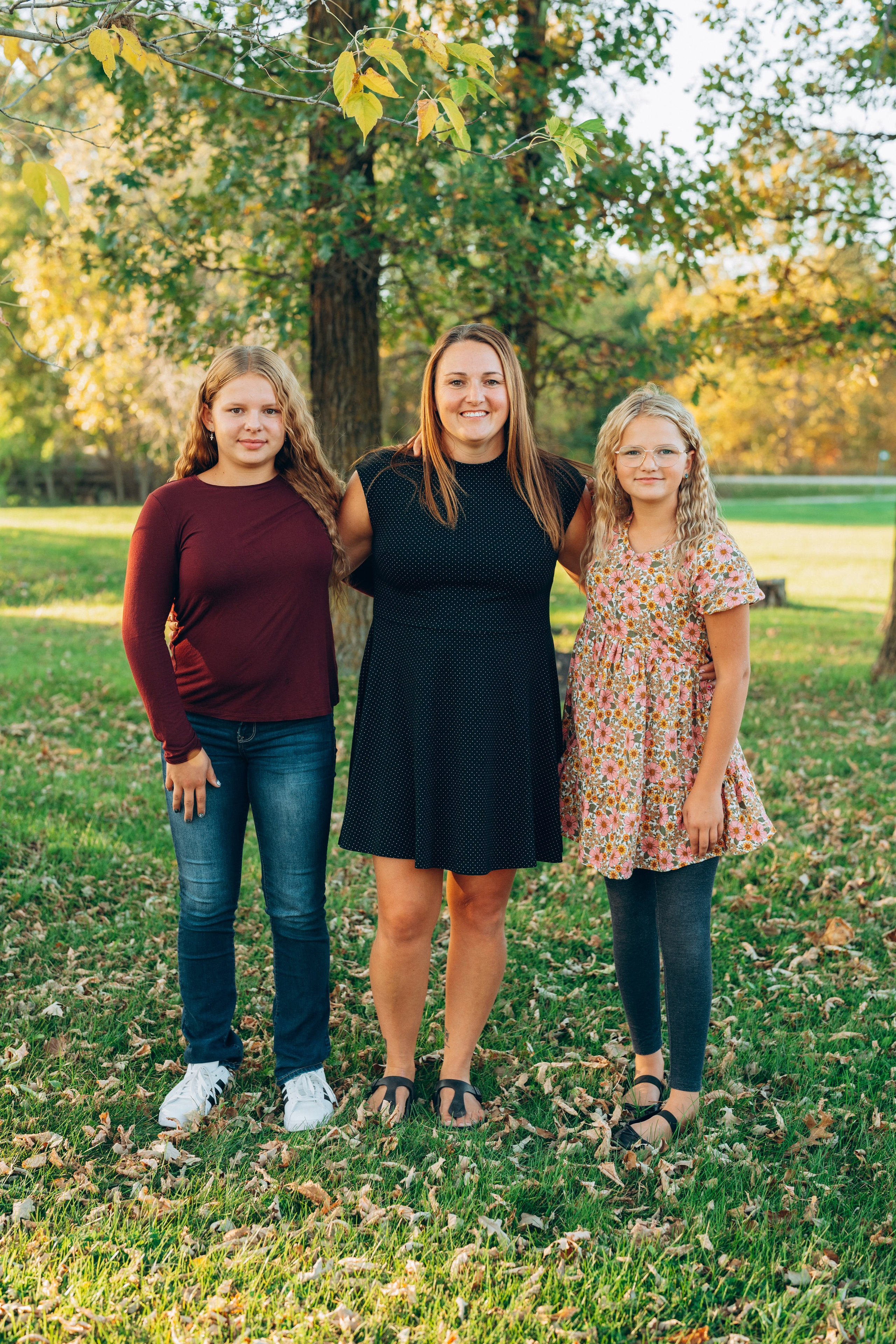 Tiffany and John’s family. Photographer Viktoriia Skavronskaya