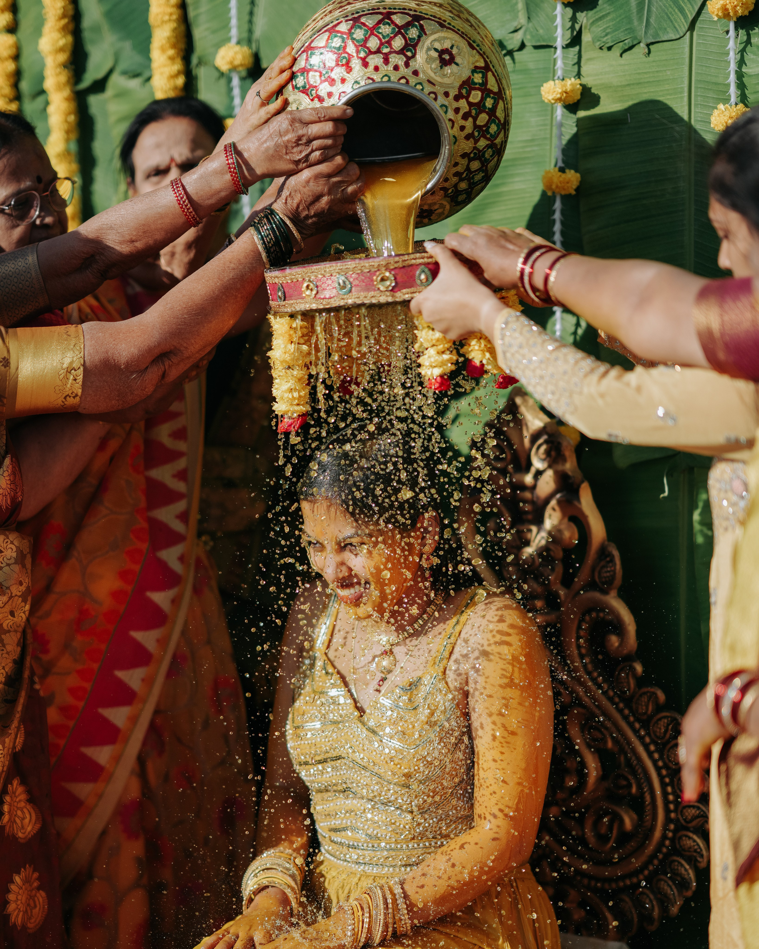 HALDI & MEHANDI. Wedding photographer Stalen Robert