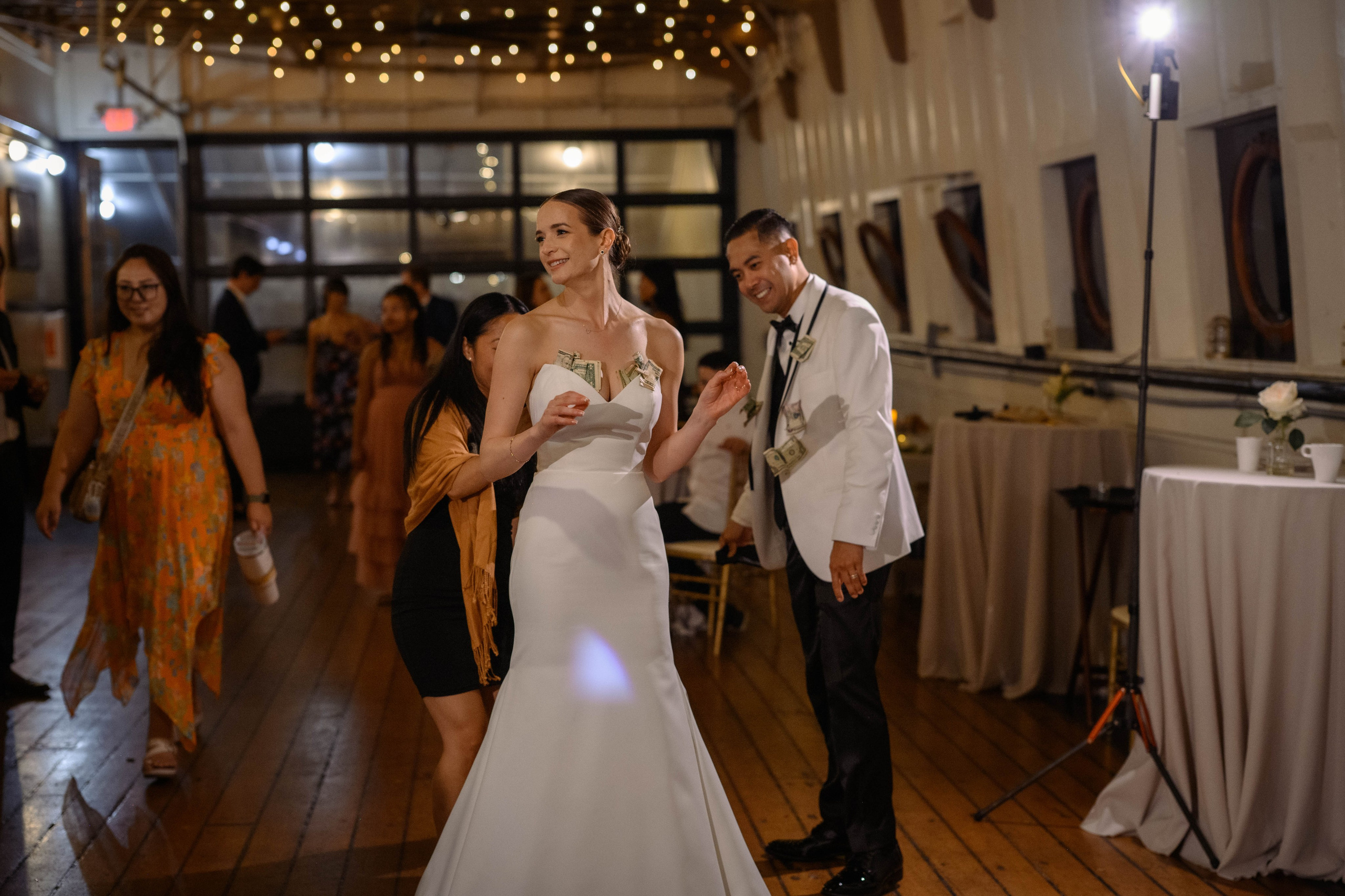 Kevin & Katie. Wedding & portrait photography in the Seattle Area. Helen Michelle photographer