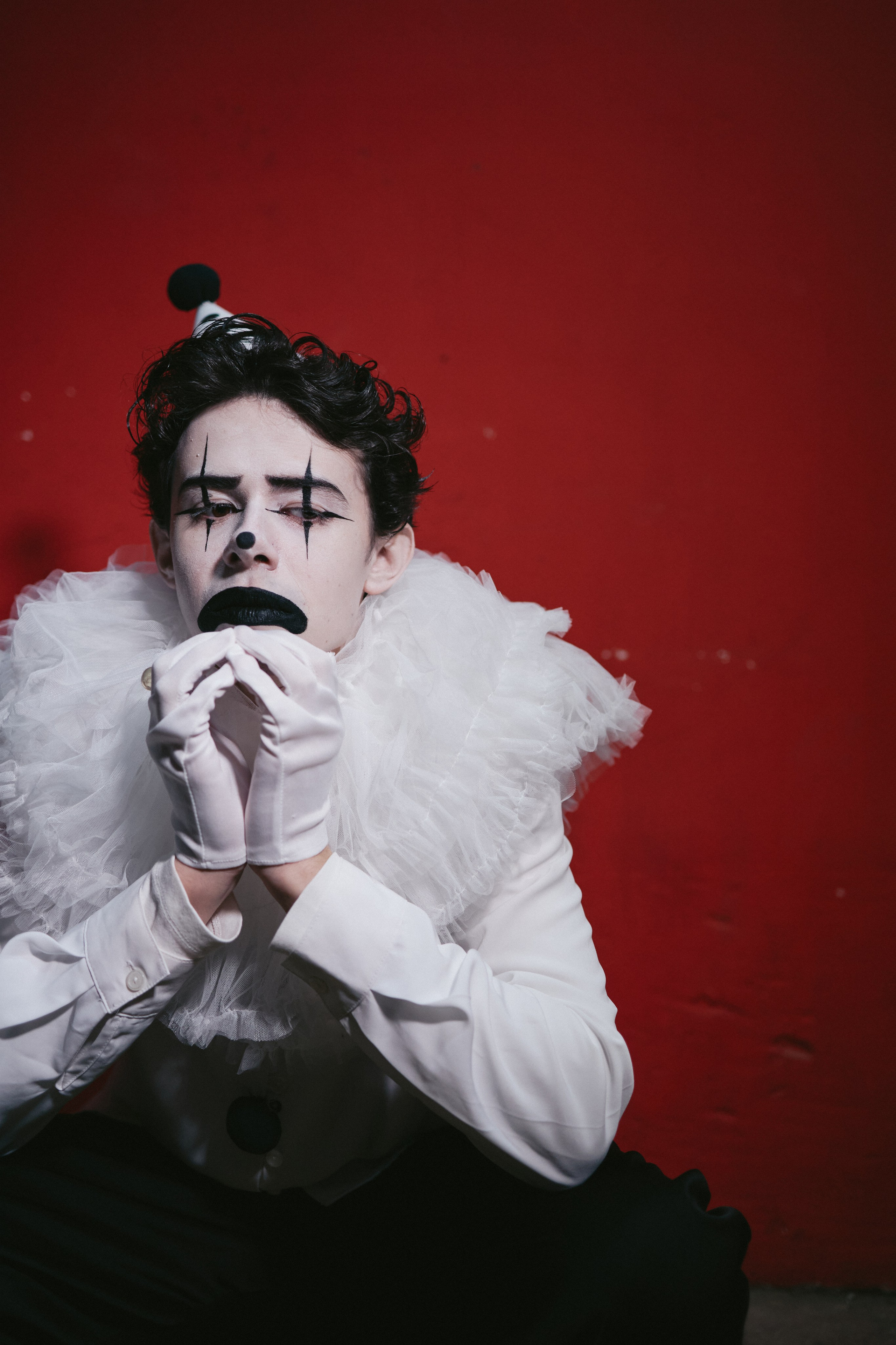 Маска и личность | Концептуальная фотосессия клоуна в Нови Саде. Анастасия Еремина | Фотограф в Сербии | Персональные и бизнес-фотосессии в Белграде и Нови Саде