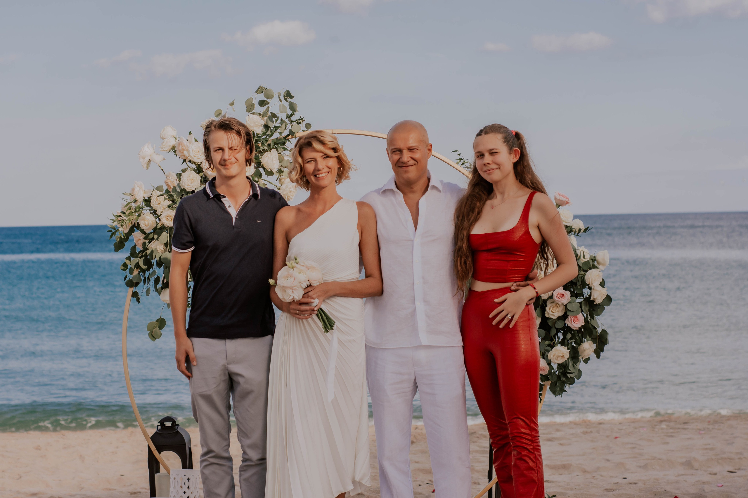 Wedding photography in Miami. Professional portrait photographer in Los Angeles | Axenia Haritonova