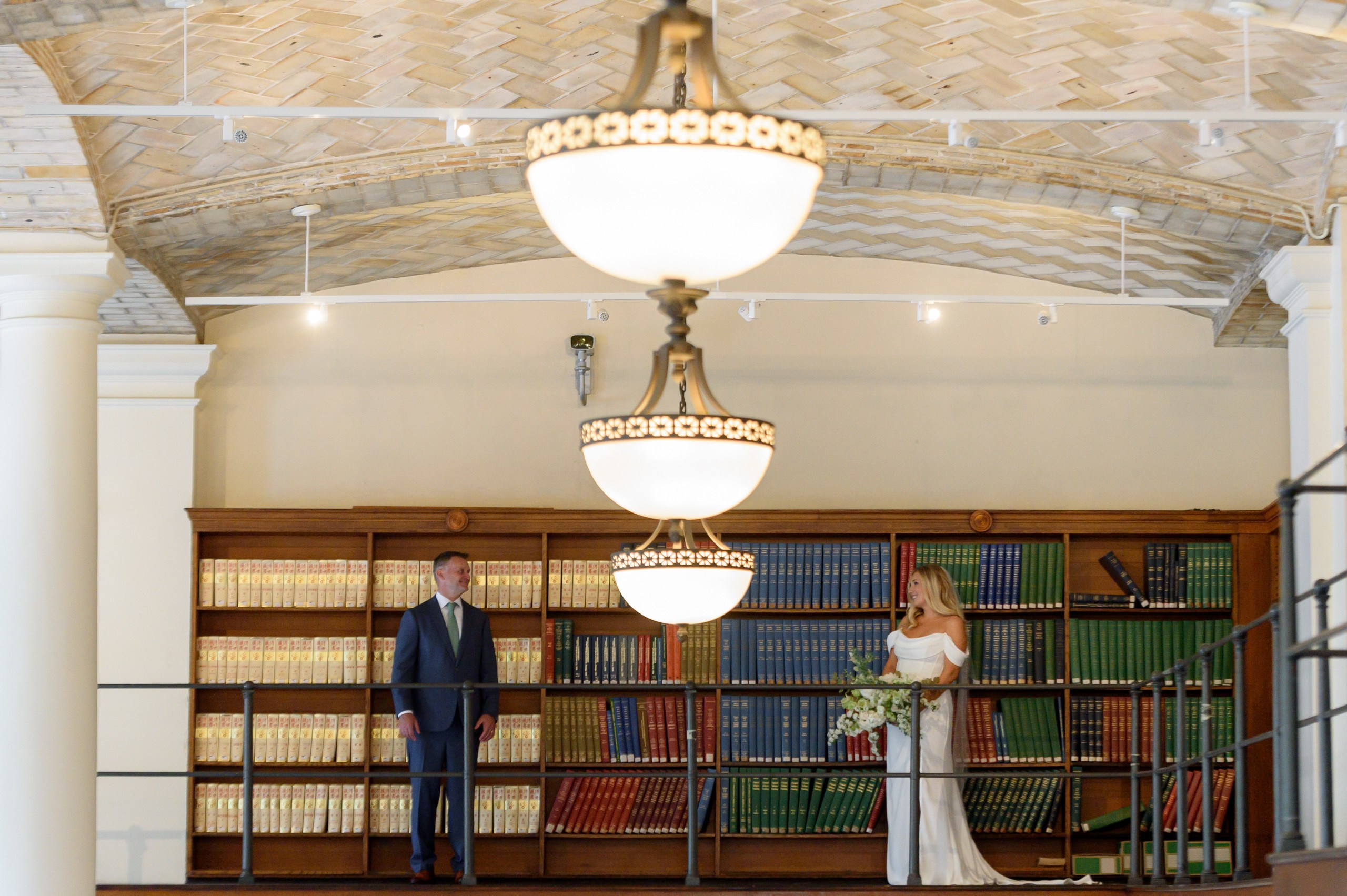 Smiles and love at the Boston Public Library. Wedding photographer in Orlando, Boston & New York Anderson Marques