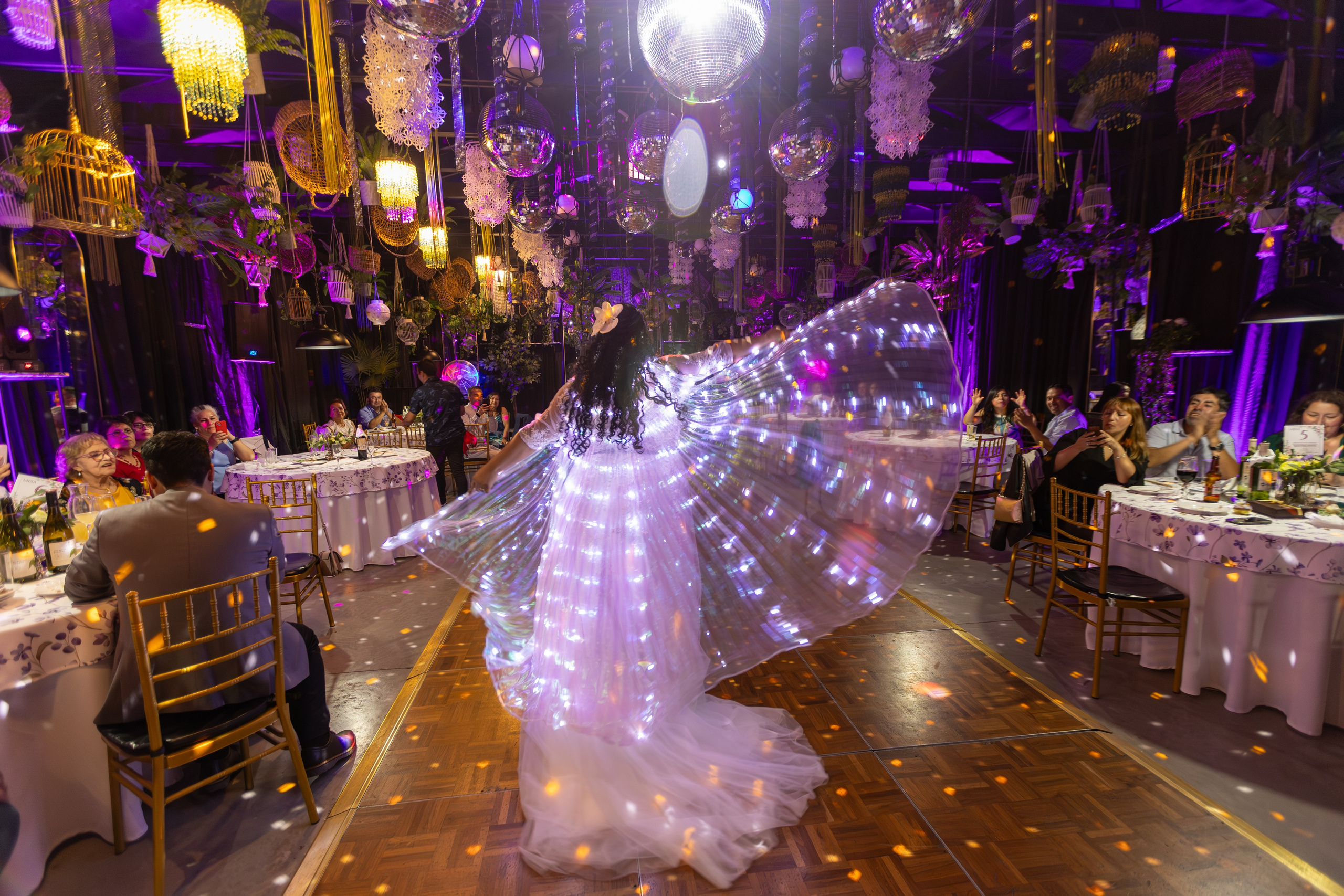 Pamela y Luis. Dinka & Emilio - El arte de preservar lo que no se repite