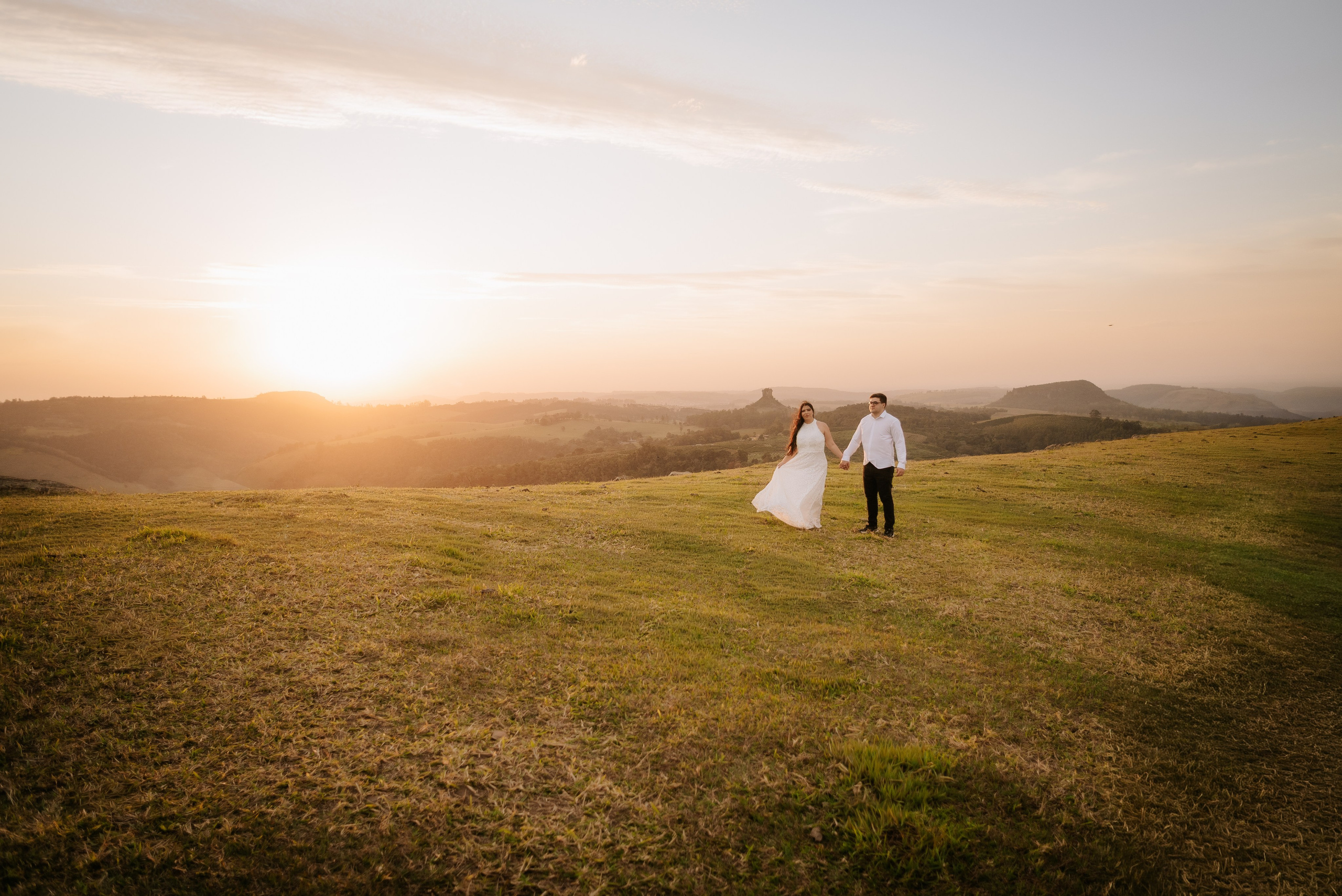 Beatriz & Pablo — Morro Do Gavião / Ribeirão Claro PR. Robson Colaço