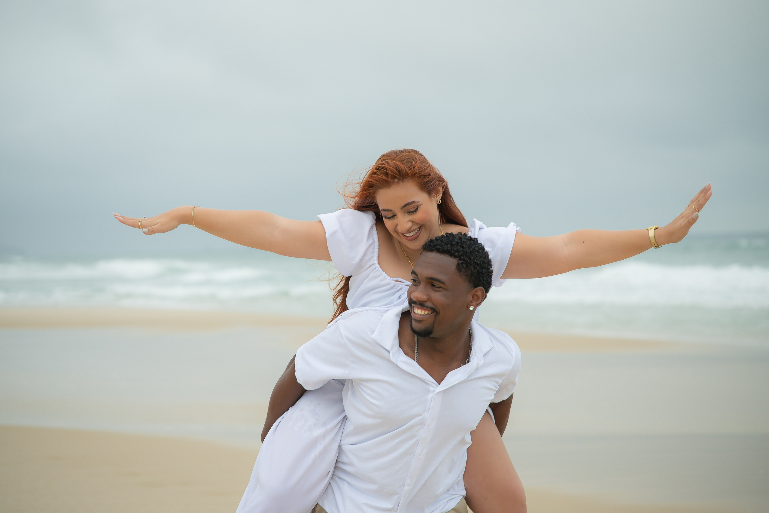 Thaís e Lenyson. Larissareisfotografa