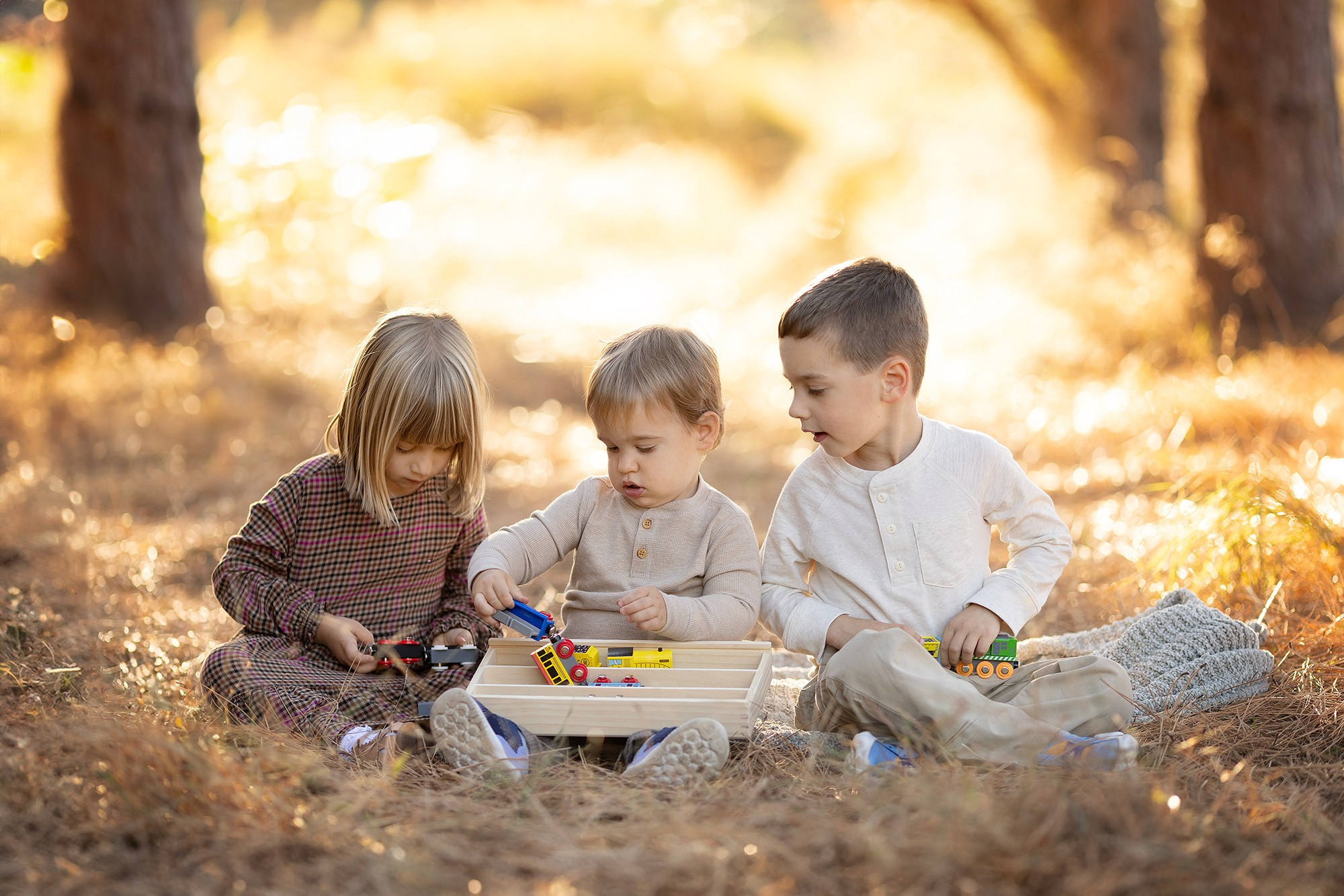 Beaverton/OR, October 2024. Elena Baldes, family photographer