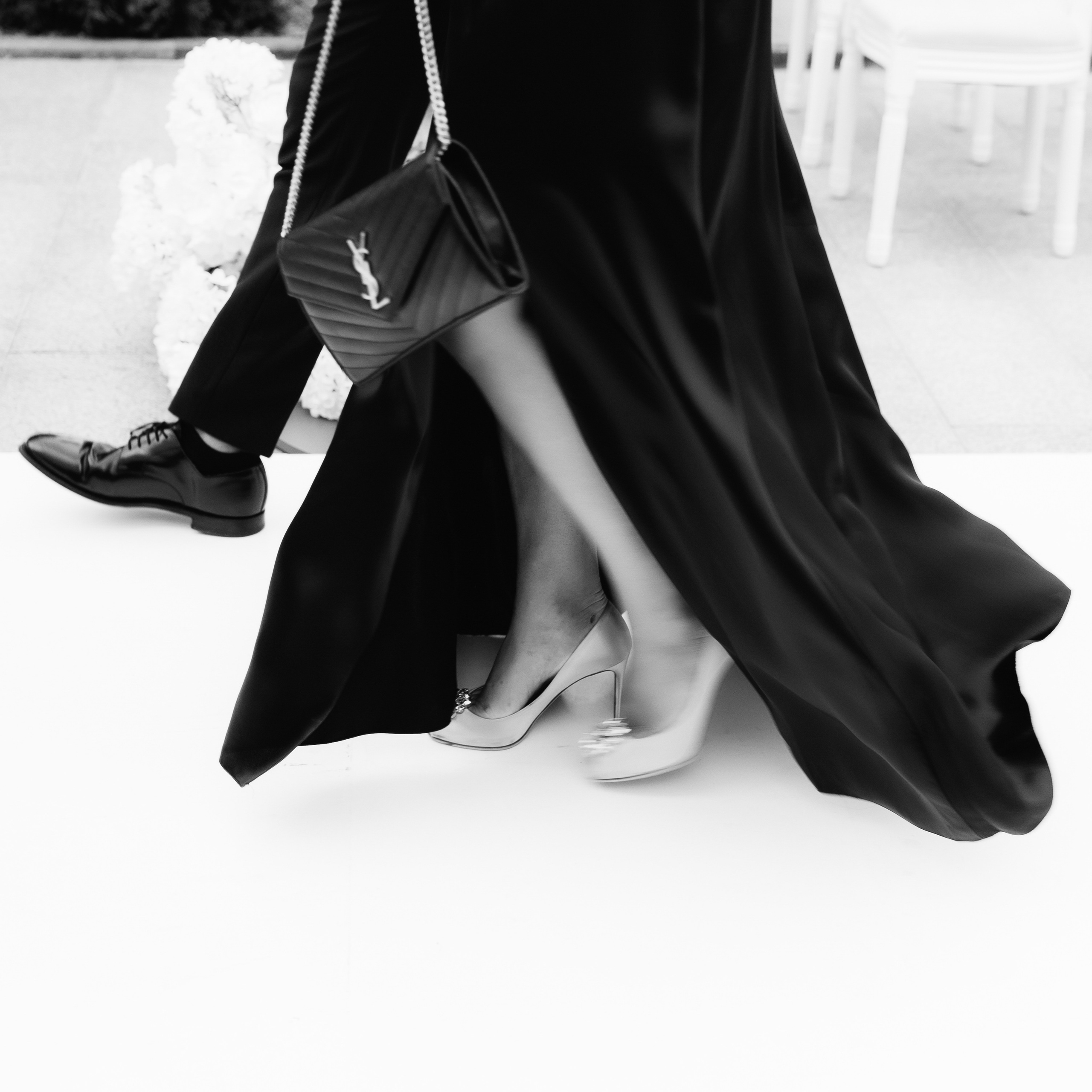 Atingerea e Dragoste. Servicii Foto Video în Chișinău și Europa ID-Brothers