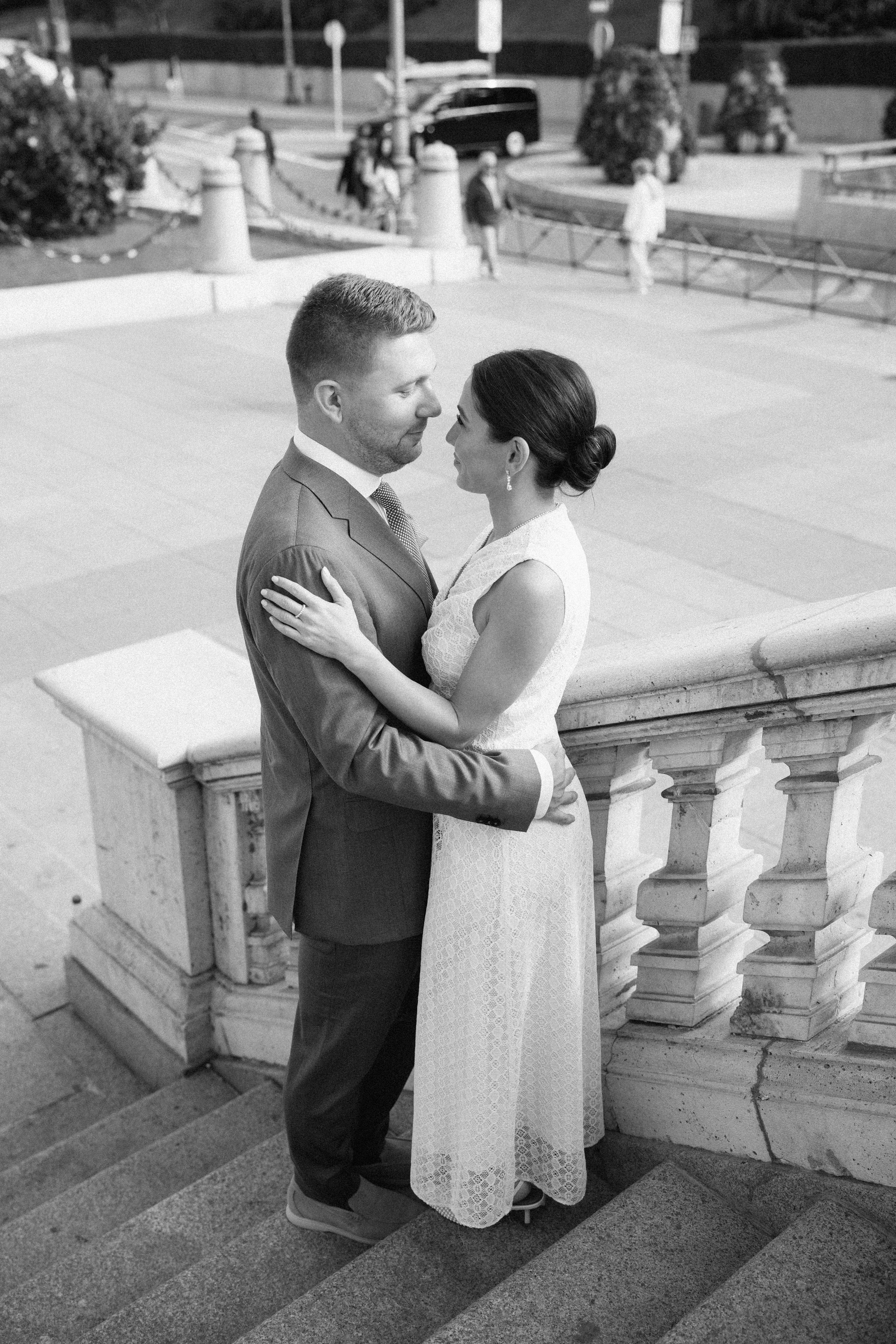 Elopement photoshoot in Madrid city centre. Fotógrafo en Madrid, España. Alyona Belyaninova