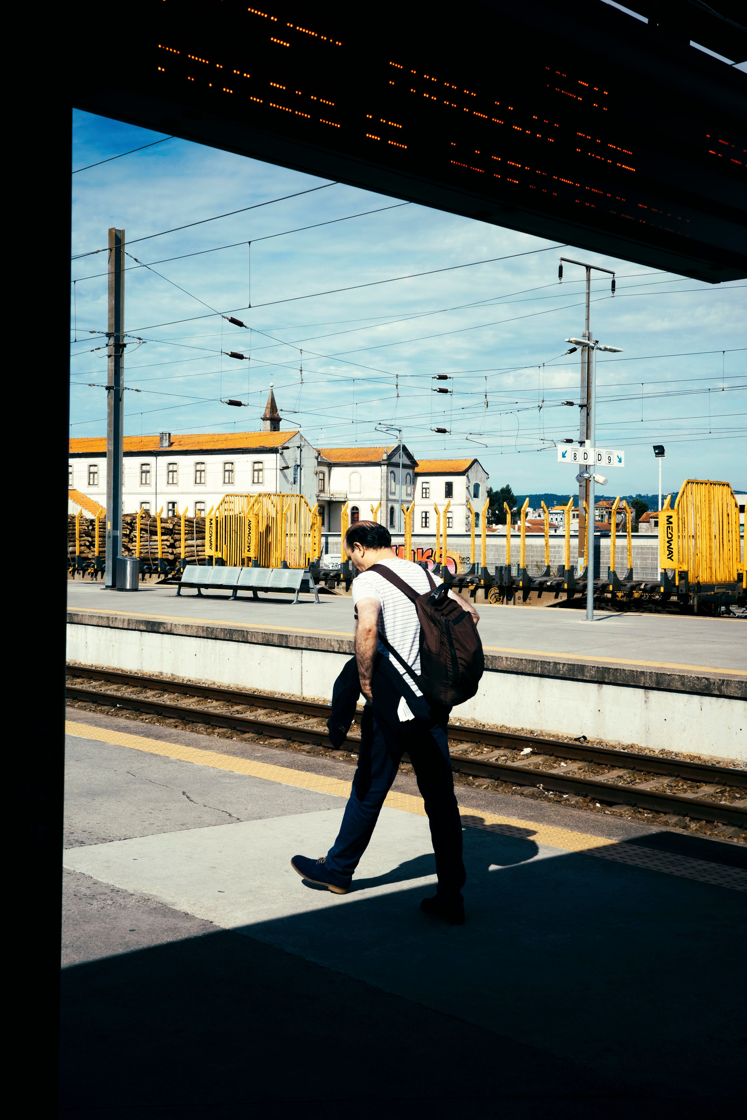 Street. Maria Sher. Professional photographer from Porto, Portugal