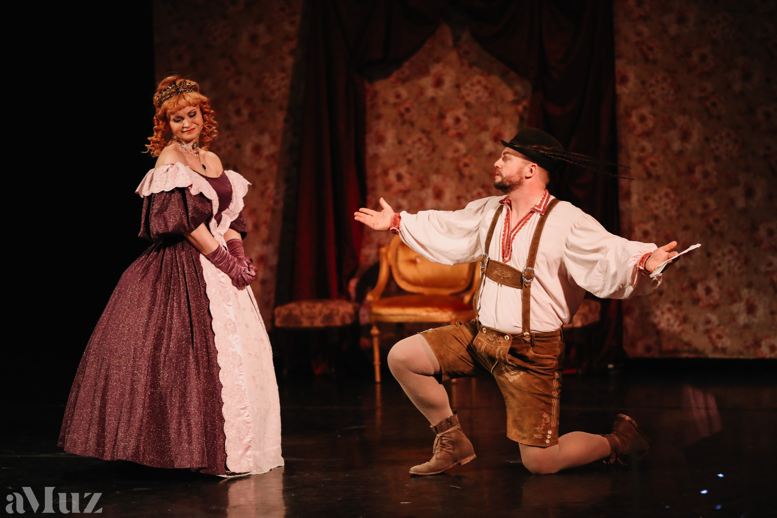 Opera Łąkowa. Fotograf Ślubny Warszawa - Sesje Biznesowe Rodzinne Eventy