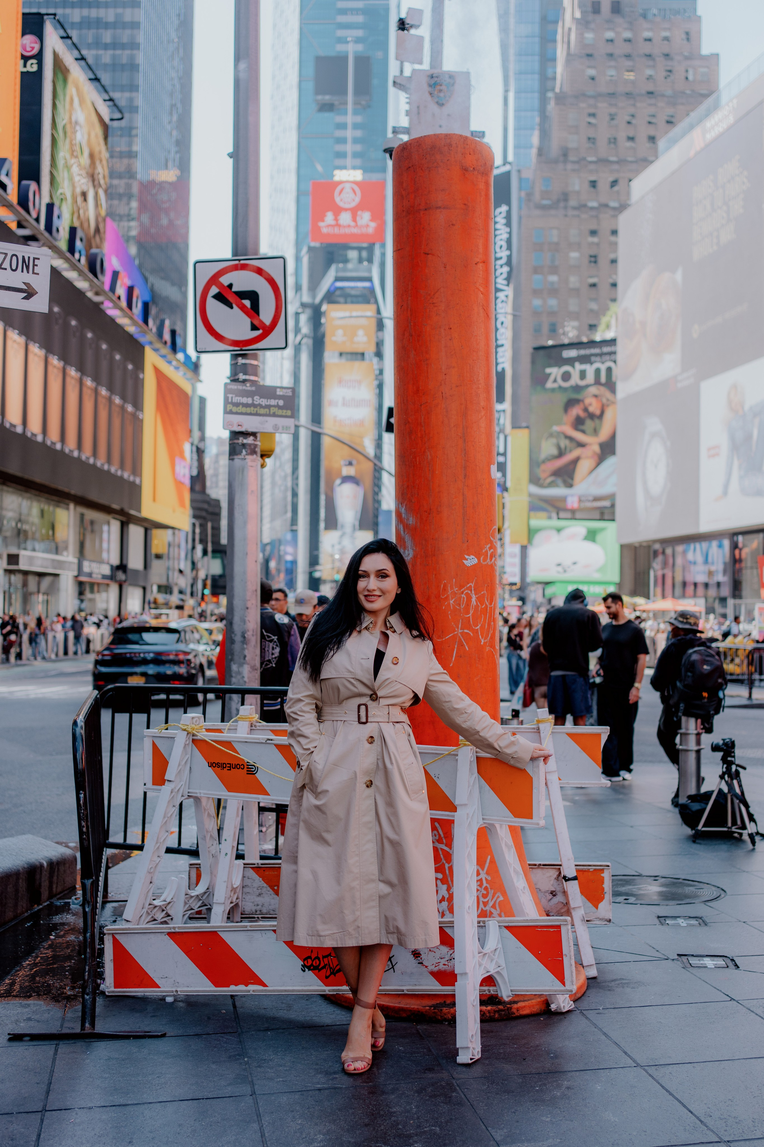 Madalina. Videographer and photographer in New York // MAKAROV.VIDEO