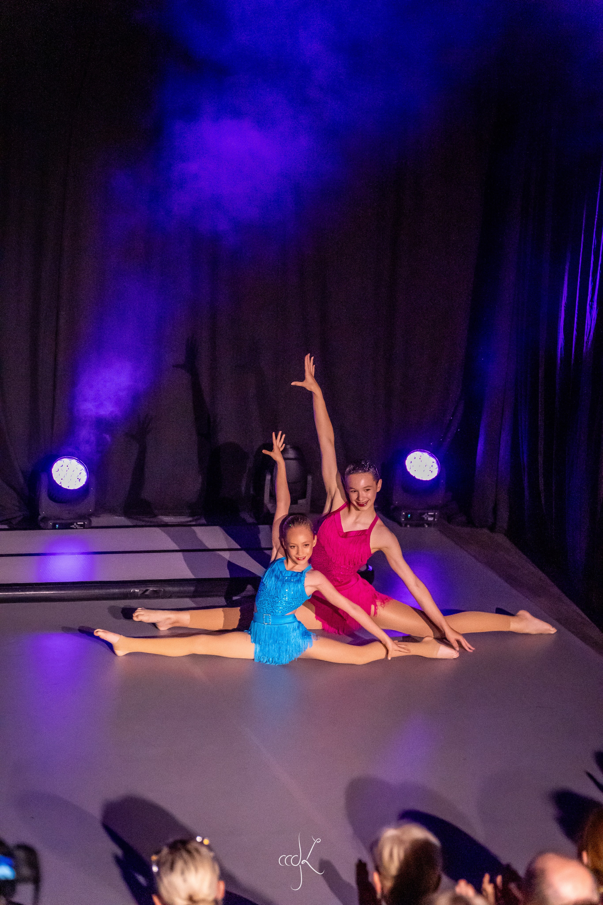 Dance Showcase I: Boundless / Acroflex Acrobatic Arts. Expect Miracles Photography by Kate & Andrew