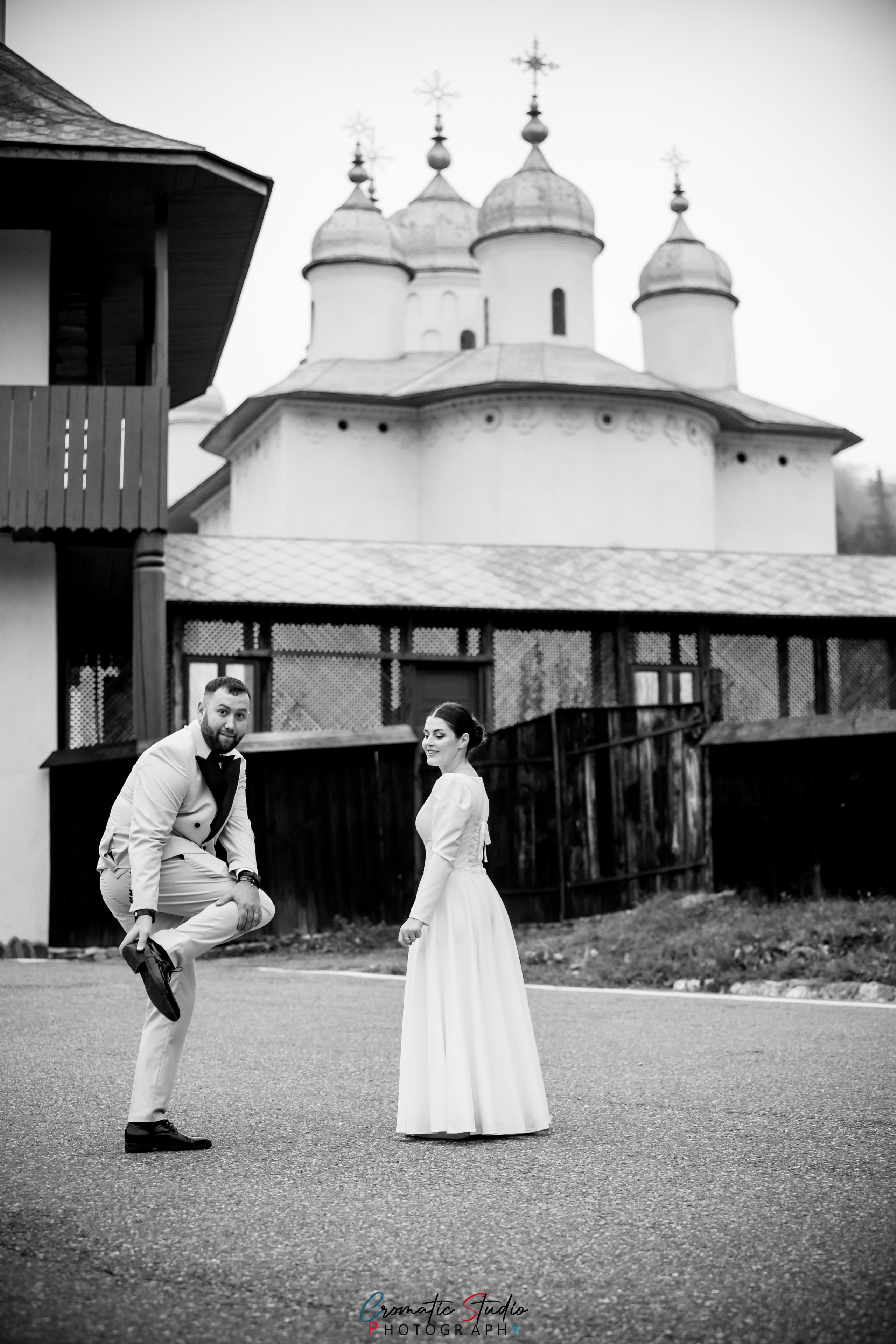Nunta. Cromatic Studio — Fotograf de nuntă în Târgu Jiu. Emoții reale, povești autentice și amintiri create cu pasiu