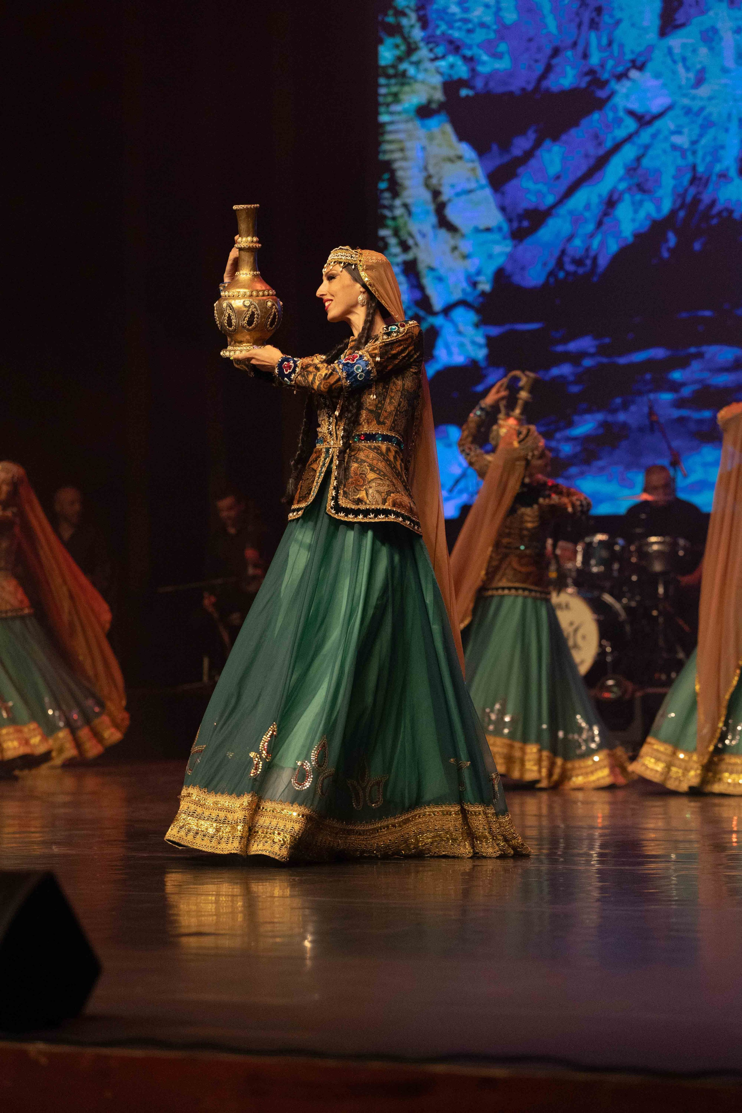 STATE DANCE ENSEMBLE. Wedding&Event photographer Ismail Rzayev in Baku