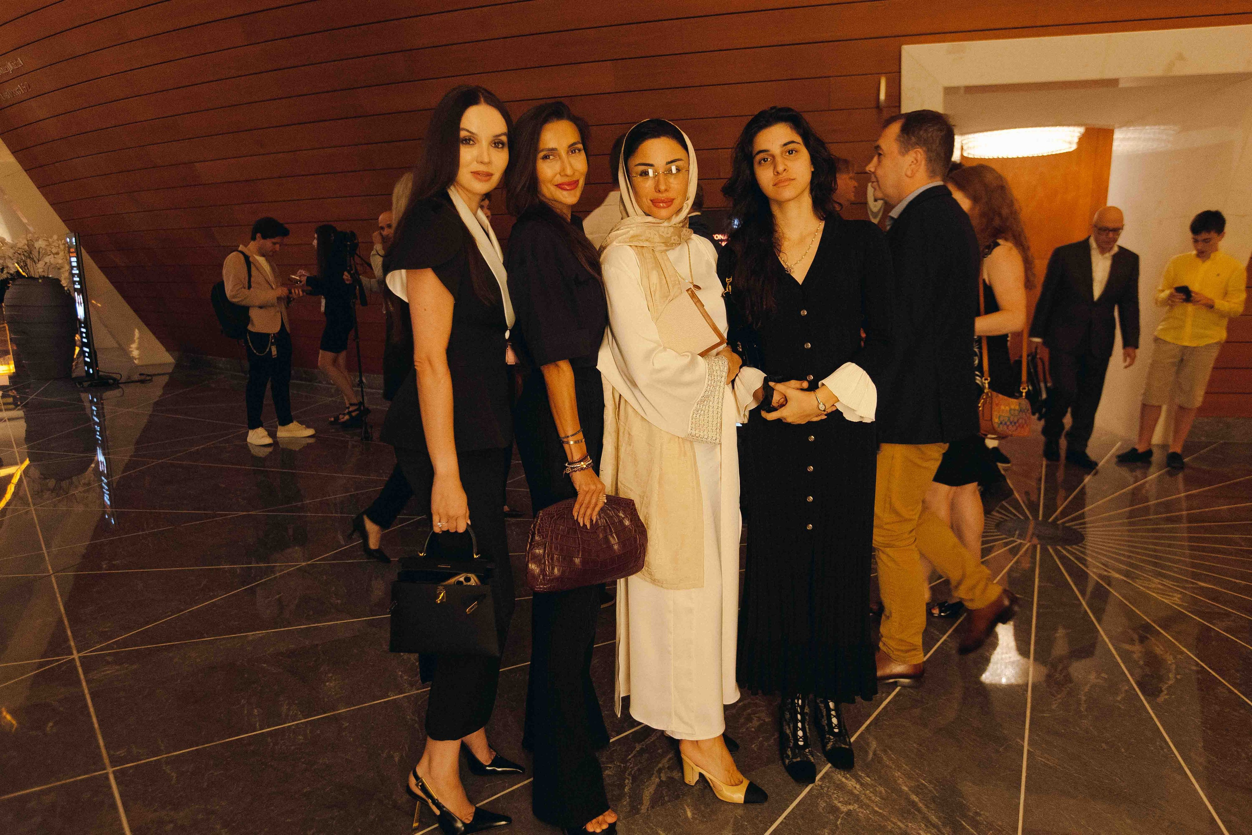 DUBAI OPERA. Wedding&Event photographer Ismail Rzayev in Baku