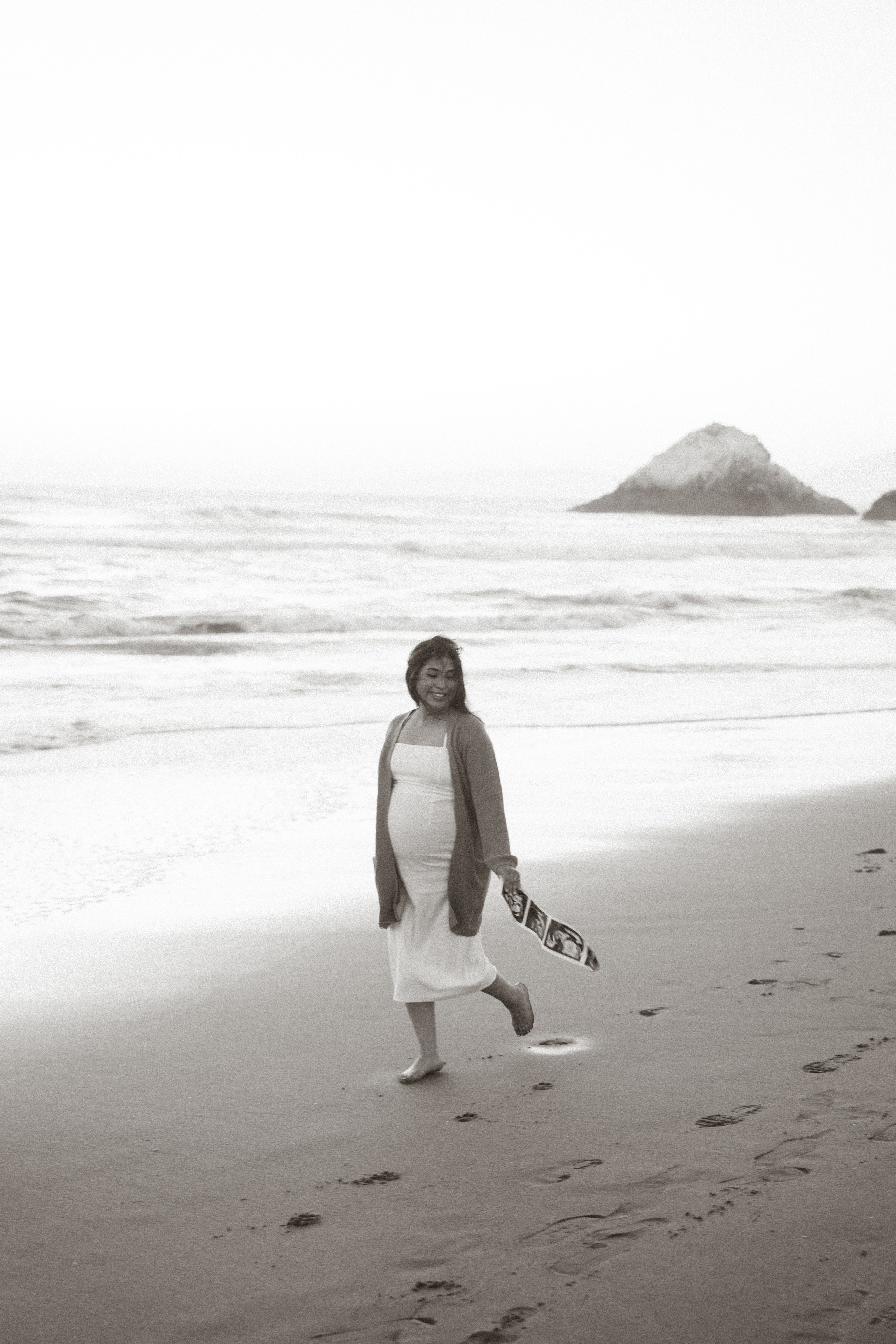 Deicy Maternity Session at Sutro Baths. Soulo Photography | San Francisco Bay Area Based Photographer