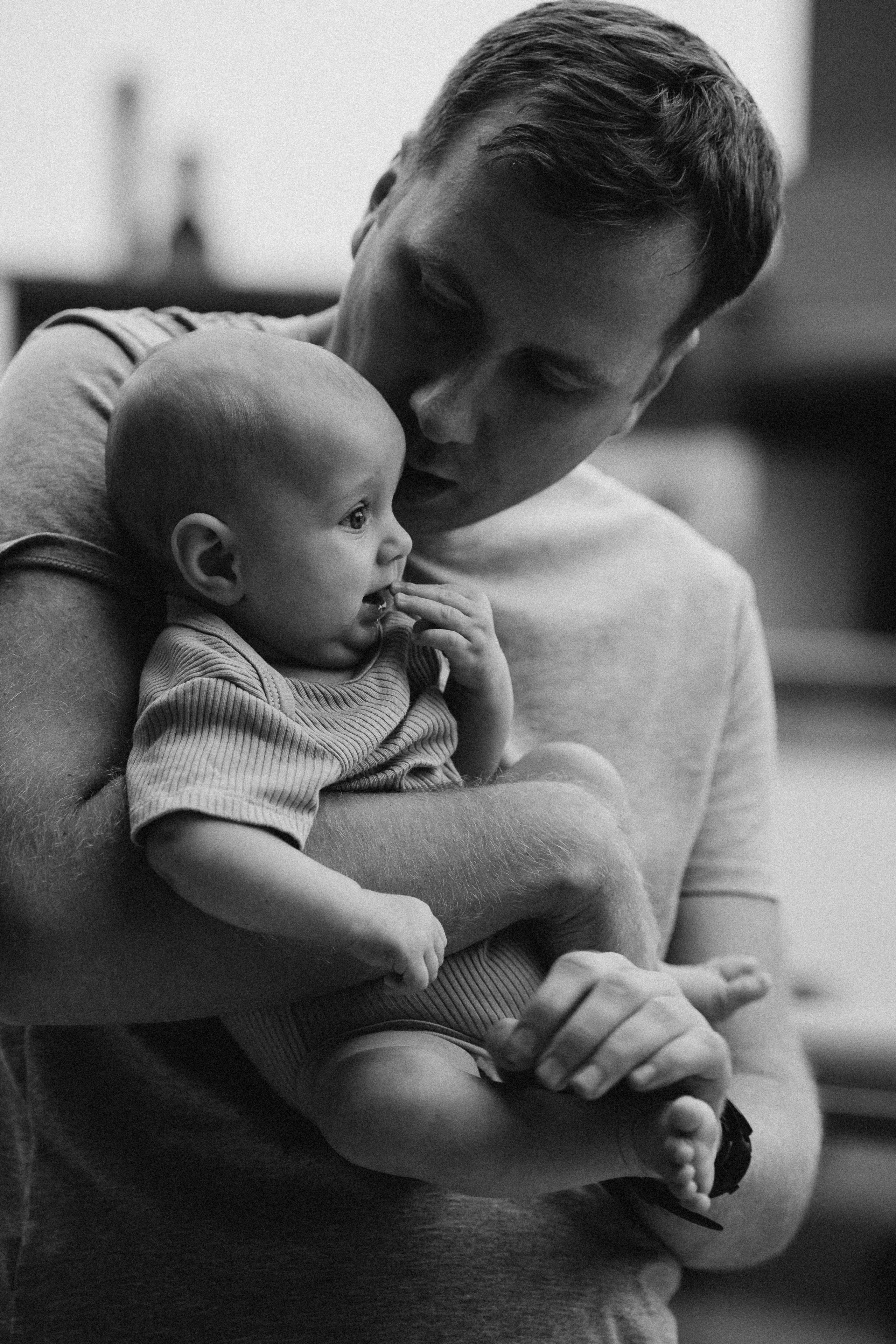 Kira’s 6 Month’s. Fotografa documental de familia e nascimento em Florianópolis SC Daria Ermolaev