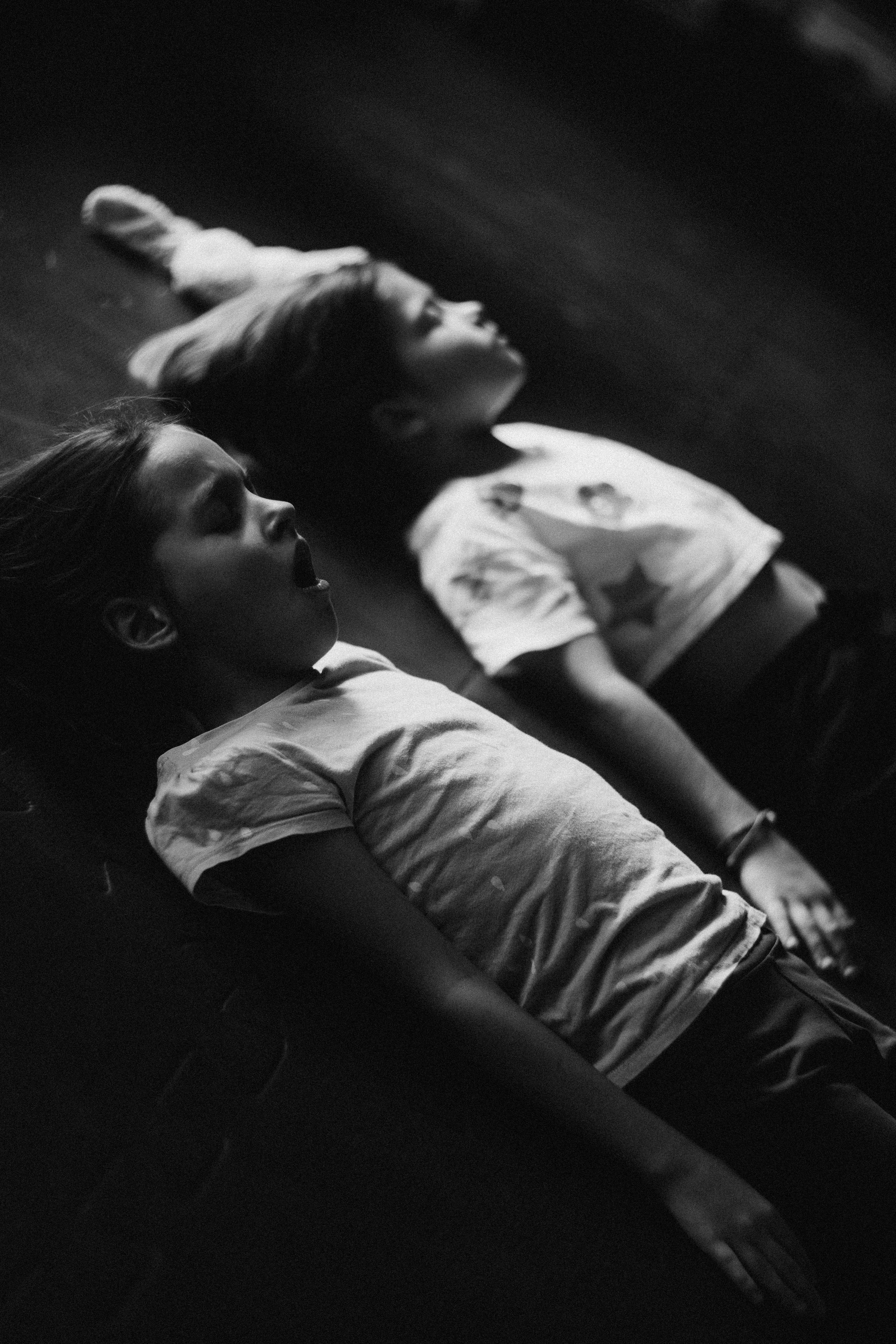 Yoga Kids. Fotografa documental de familia e nascimento em Florianópolis SC Daria Ermolaev