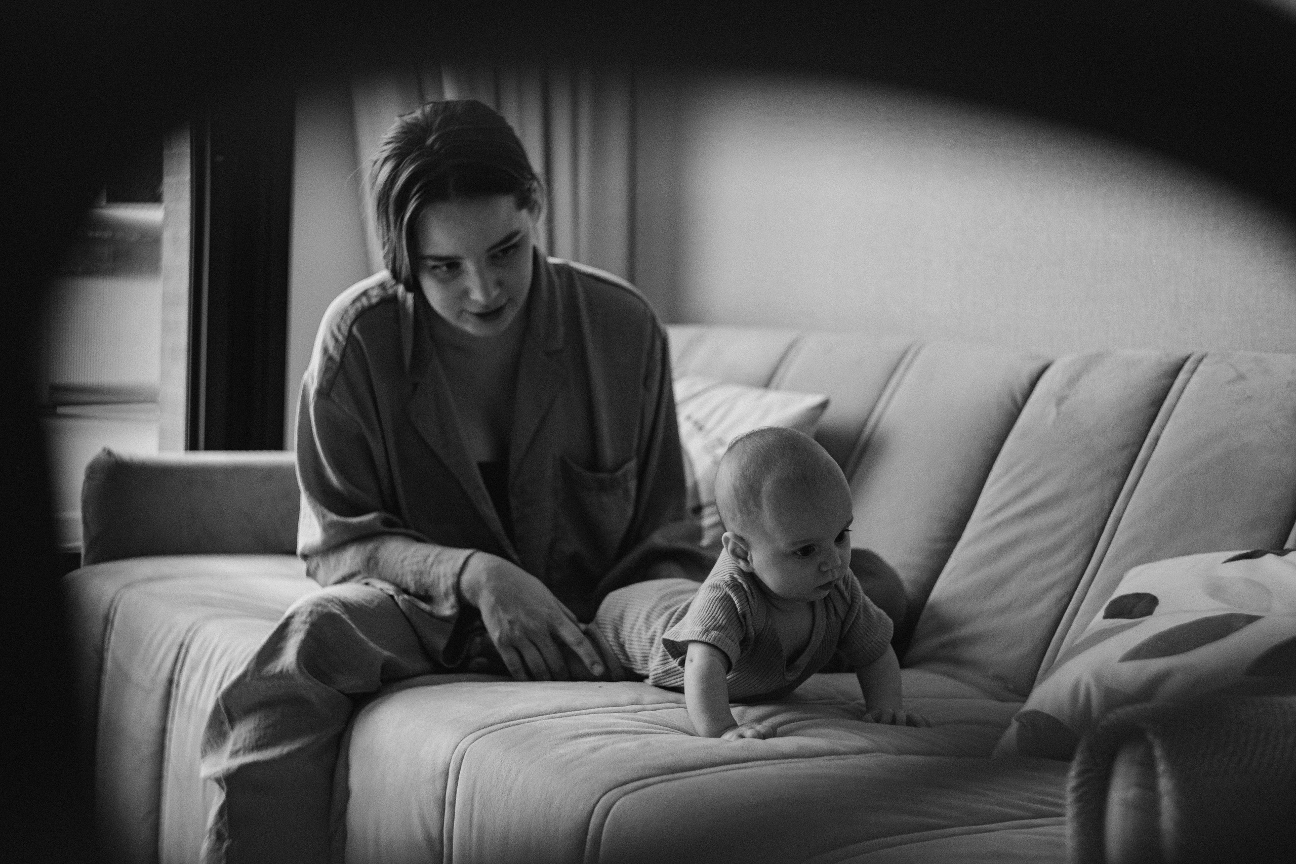 Kira’s 6 Month’s. Fotografa documental de familia e nascimento em Florianópolis SC Daria Ermolaev