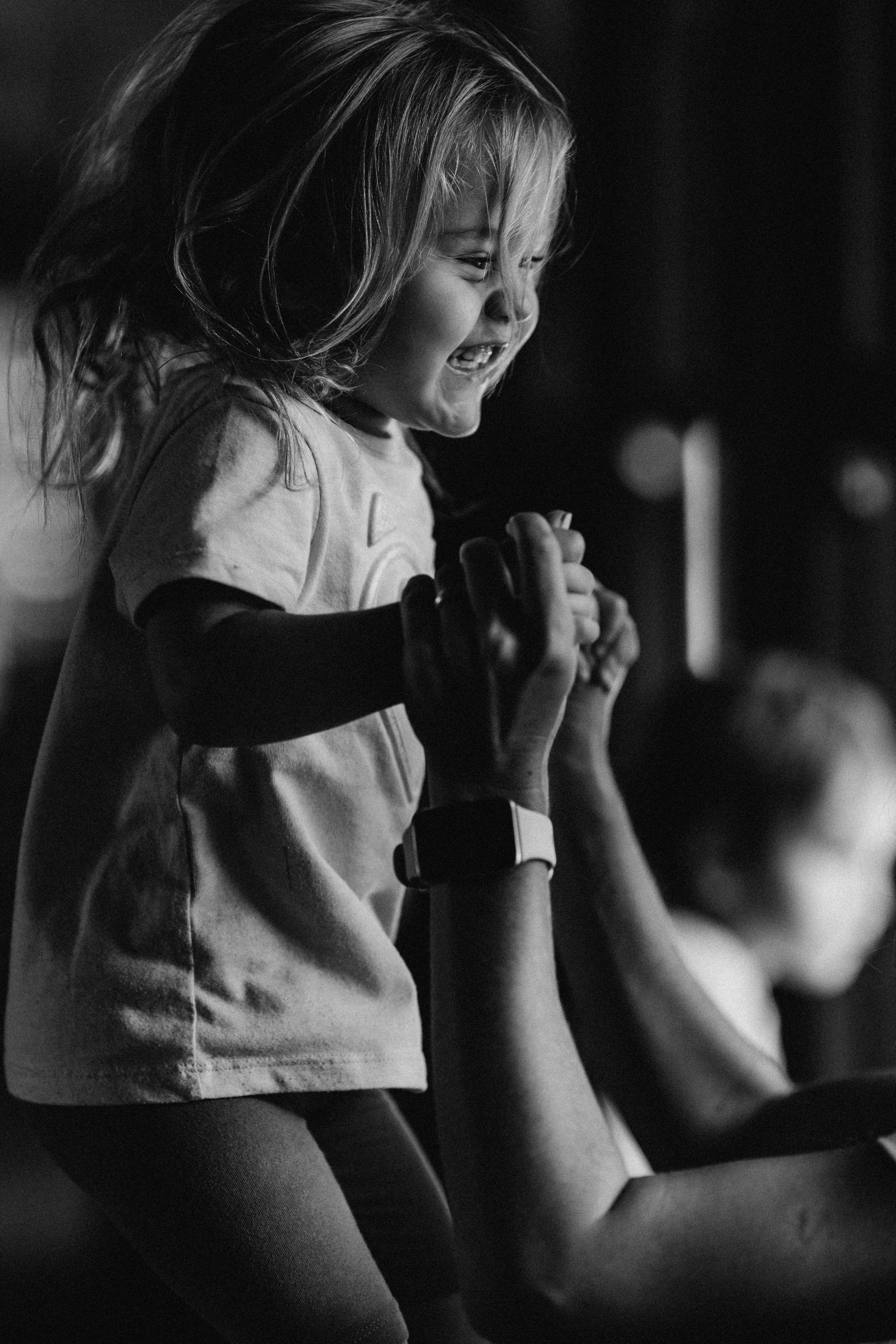 Yoga Kids. Fotografa documental de familia e nascimento em Florianópolis SC Daria Ermolaev