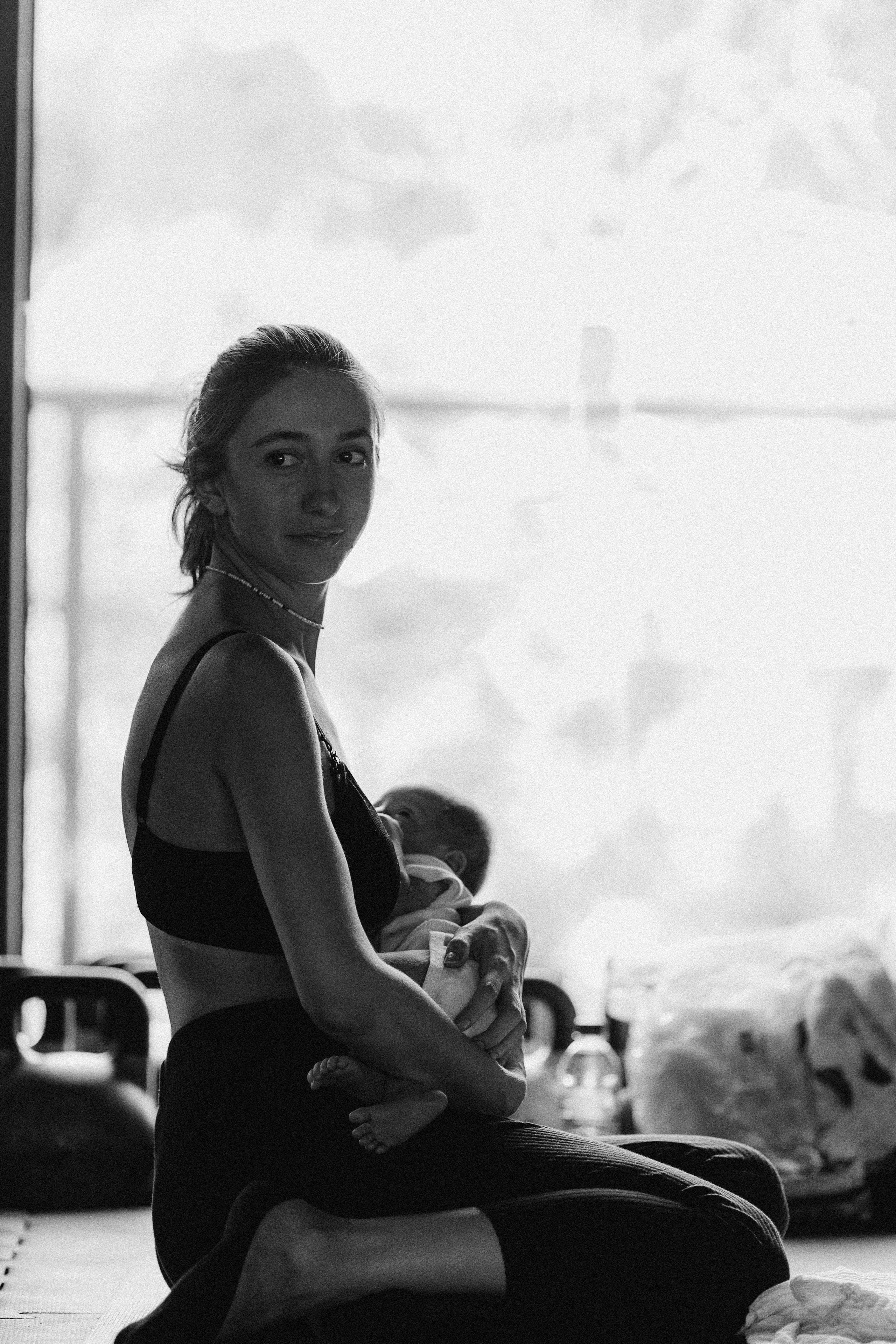 Yoga Kids. Fotografa documental de familia e nascimento em Florianópolis SC Daria Ermolaev