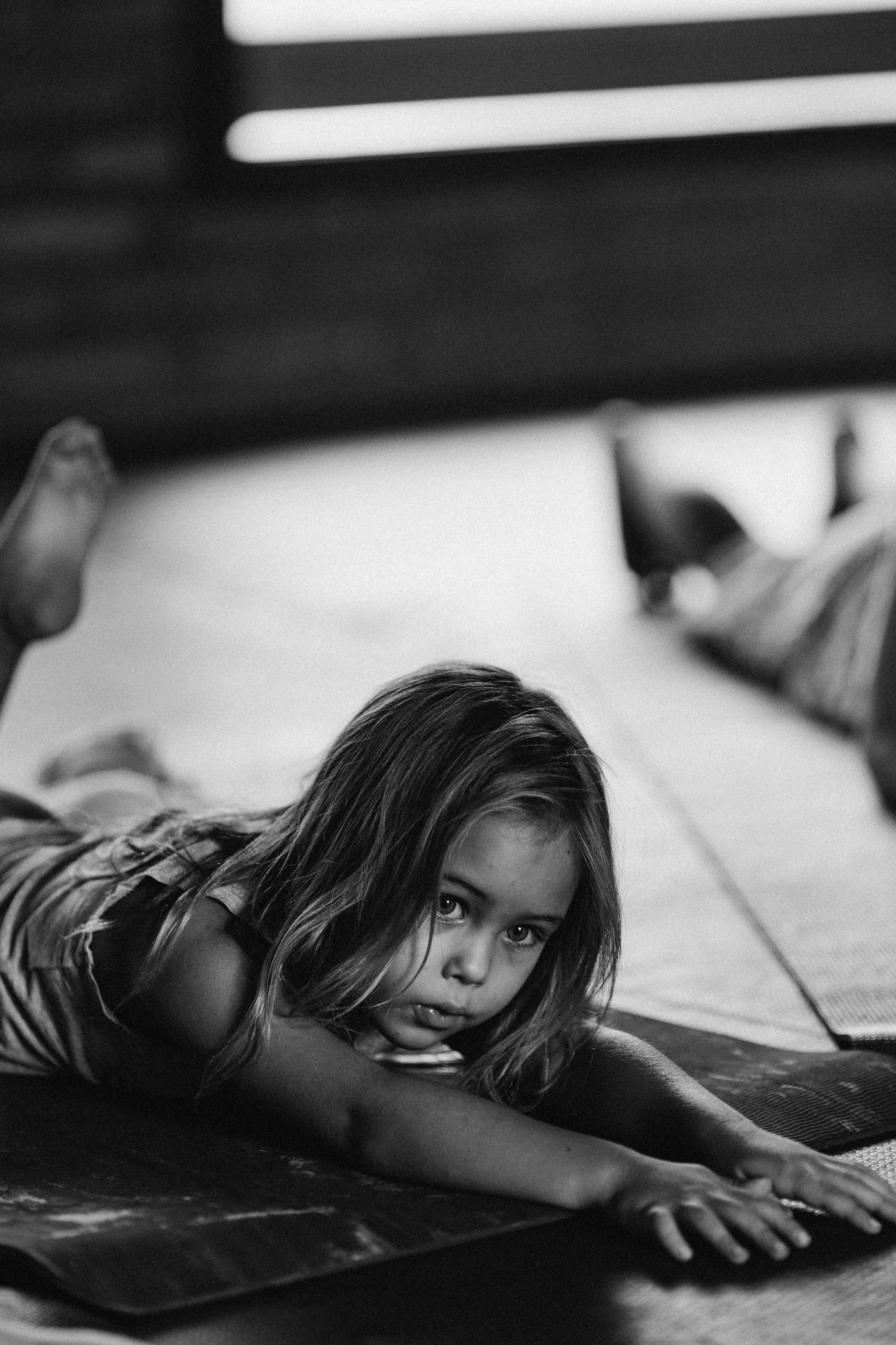 Yoga Kids. Fotografa documental de familia e nascimento em Florianópolis SC Daria Ermolaev