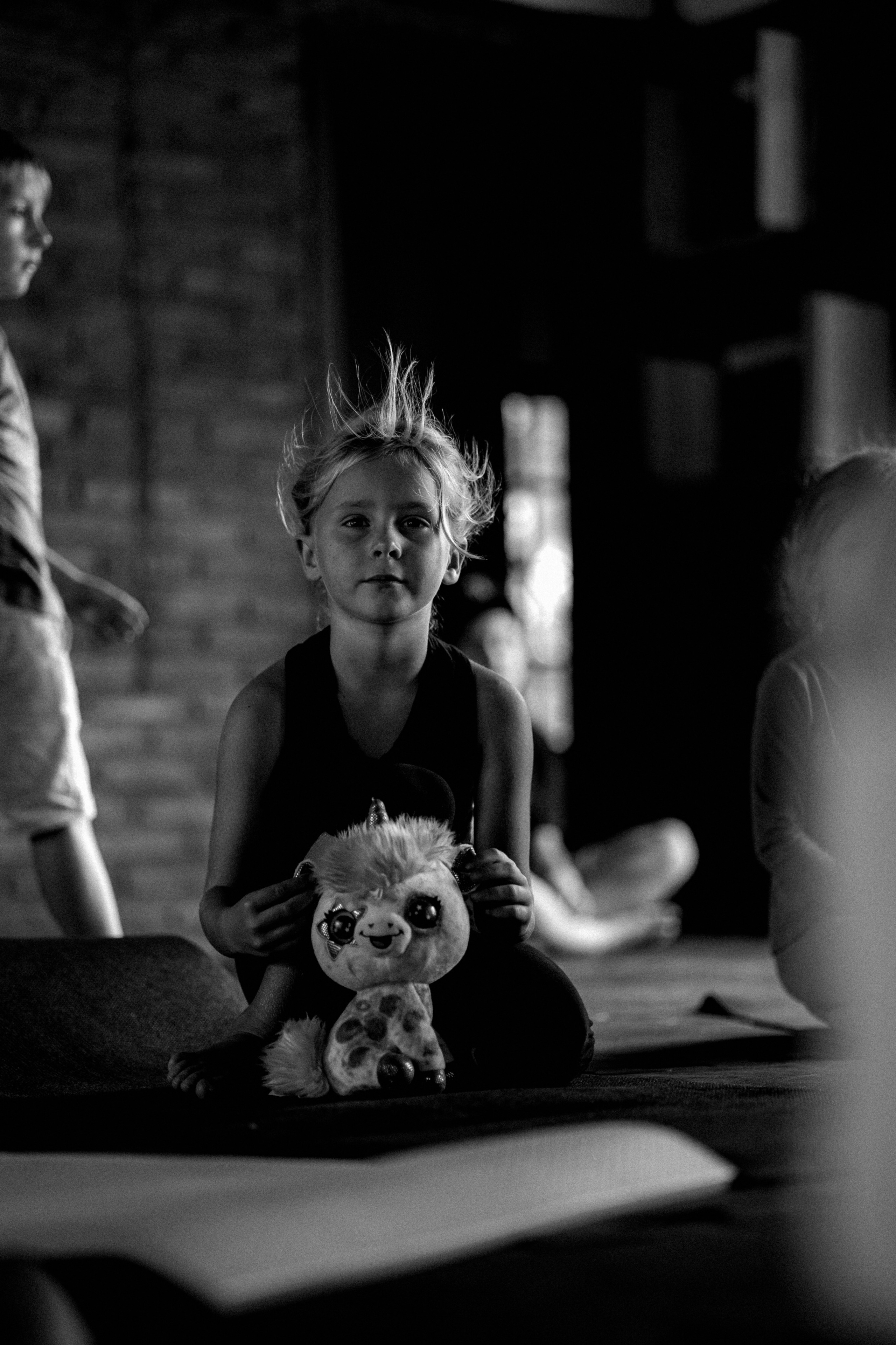 Yoga Kids. Fotografa documental de familia e nascimento em Florianópolis SC Daria Ermolaev