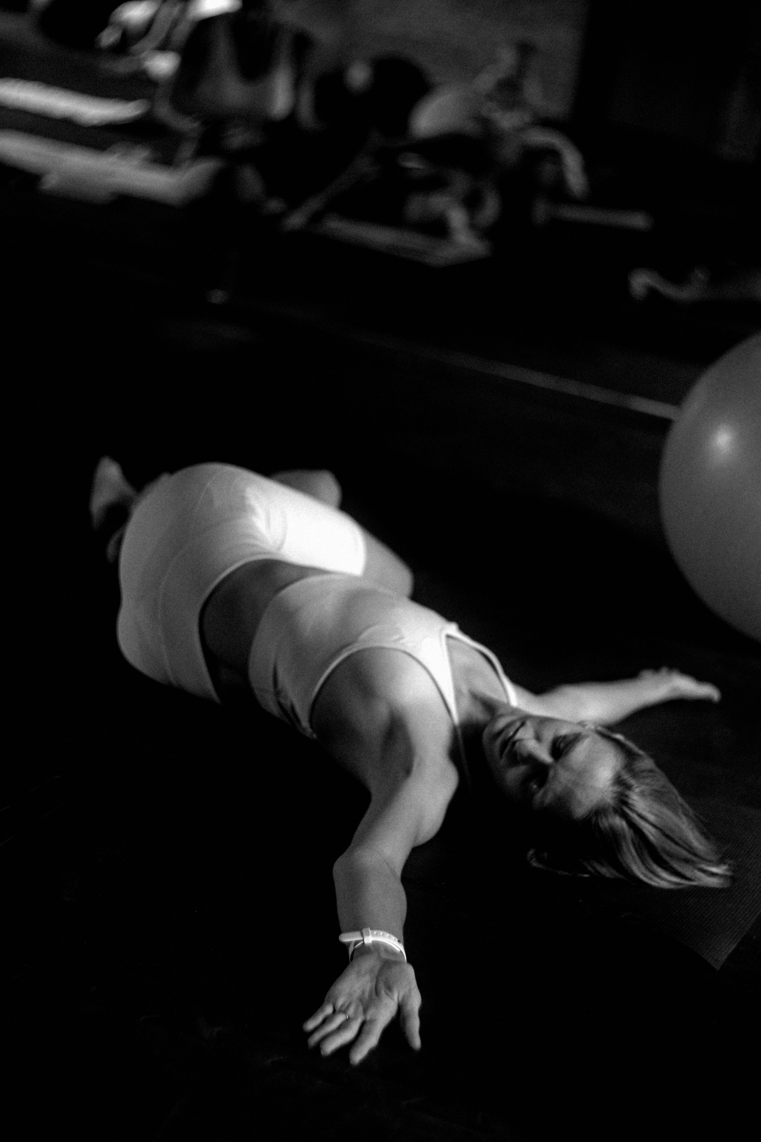 Yoga Kids. Fotografa documental de familia e nascimento em Florianópolis SC Daria Ermolaev