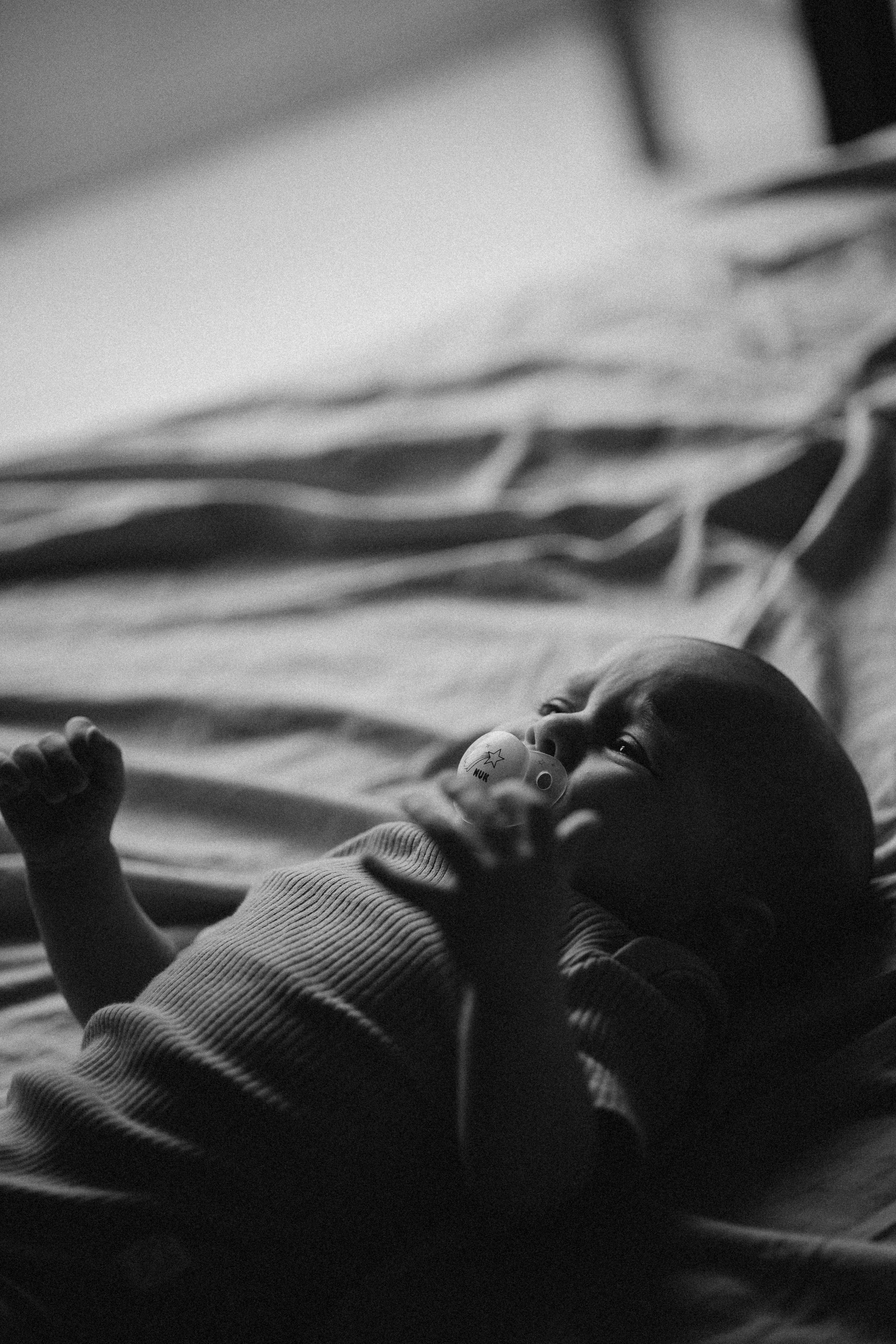 Kira’s 6 Month’s. Fotografa documental de familia e nascimento em Florianópolis SC Daria Ermolaev